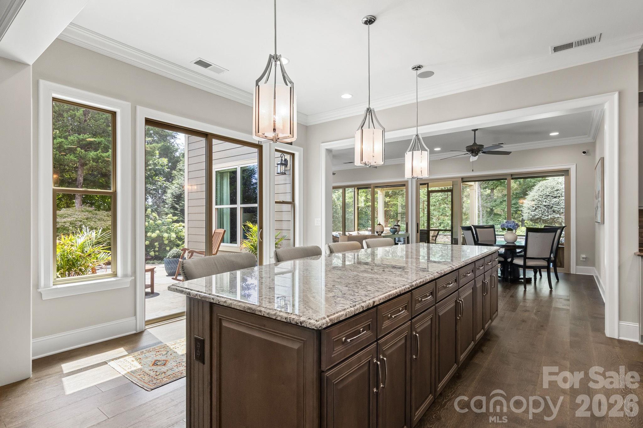 418 Flat Rock Drive — Denver