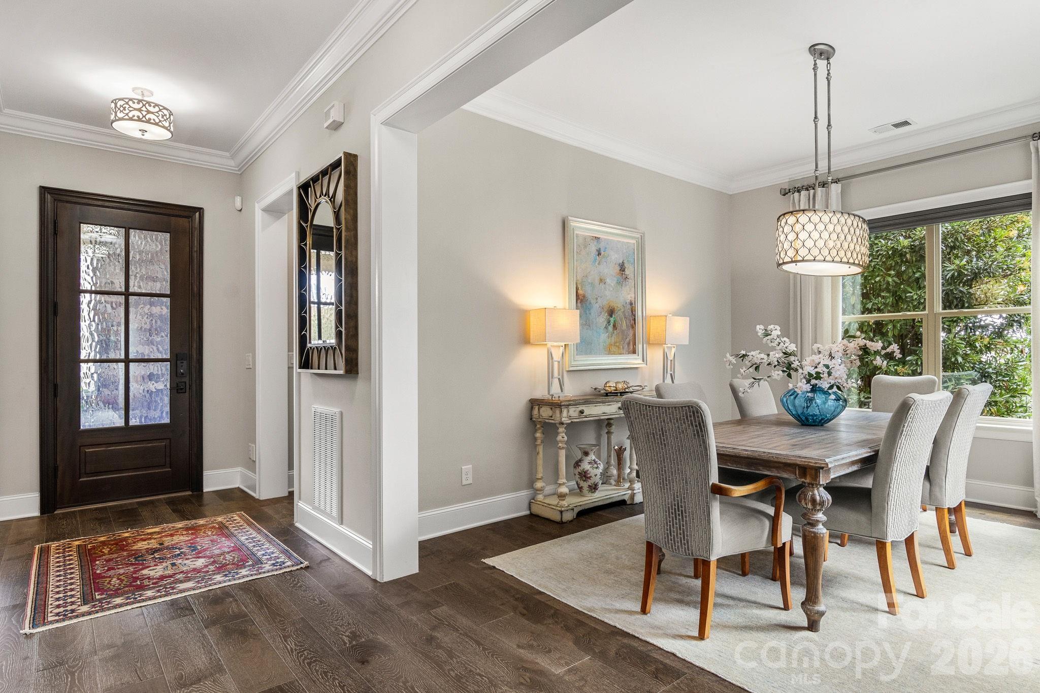 418 Flat Rock Drive — Denver