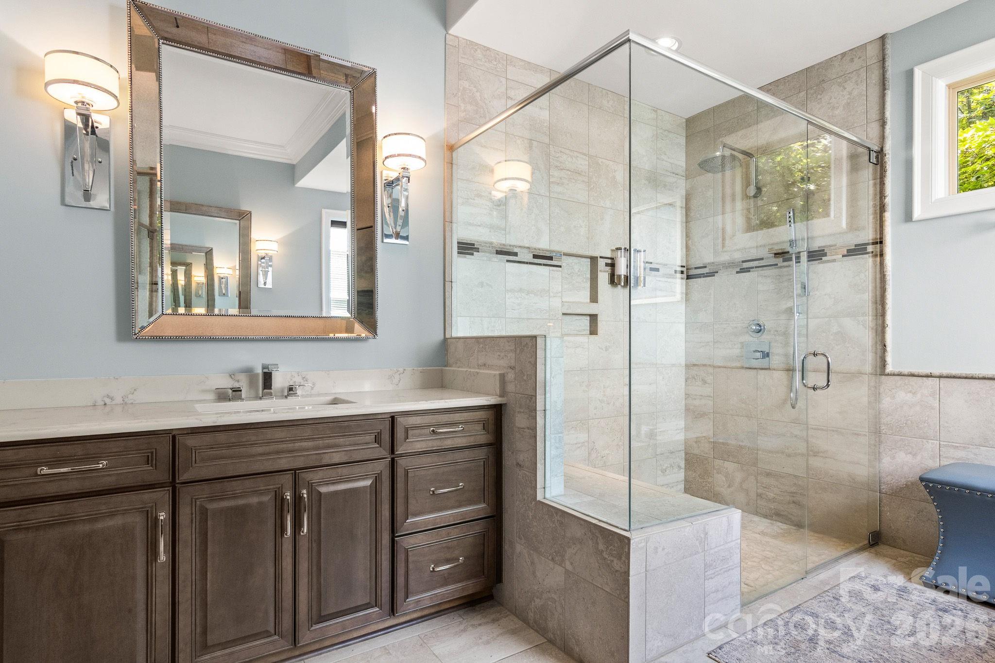418 Flat Rock Drive — Denver
