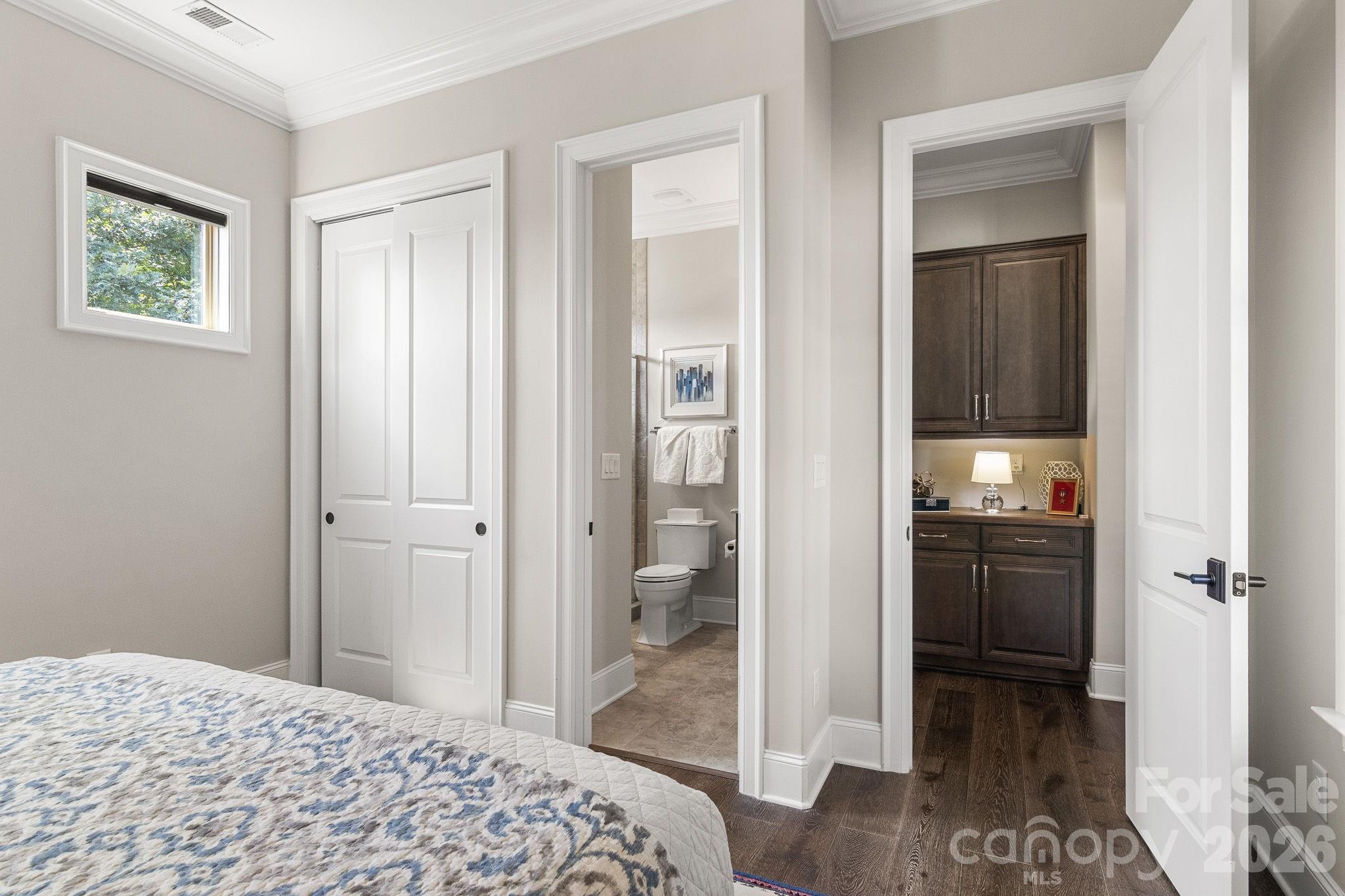 418 Flat Rock Drive — Denver