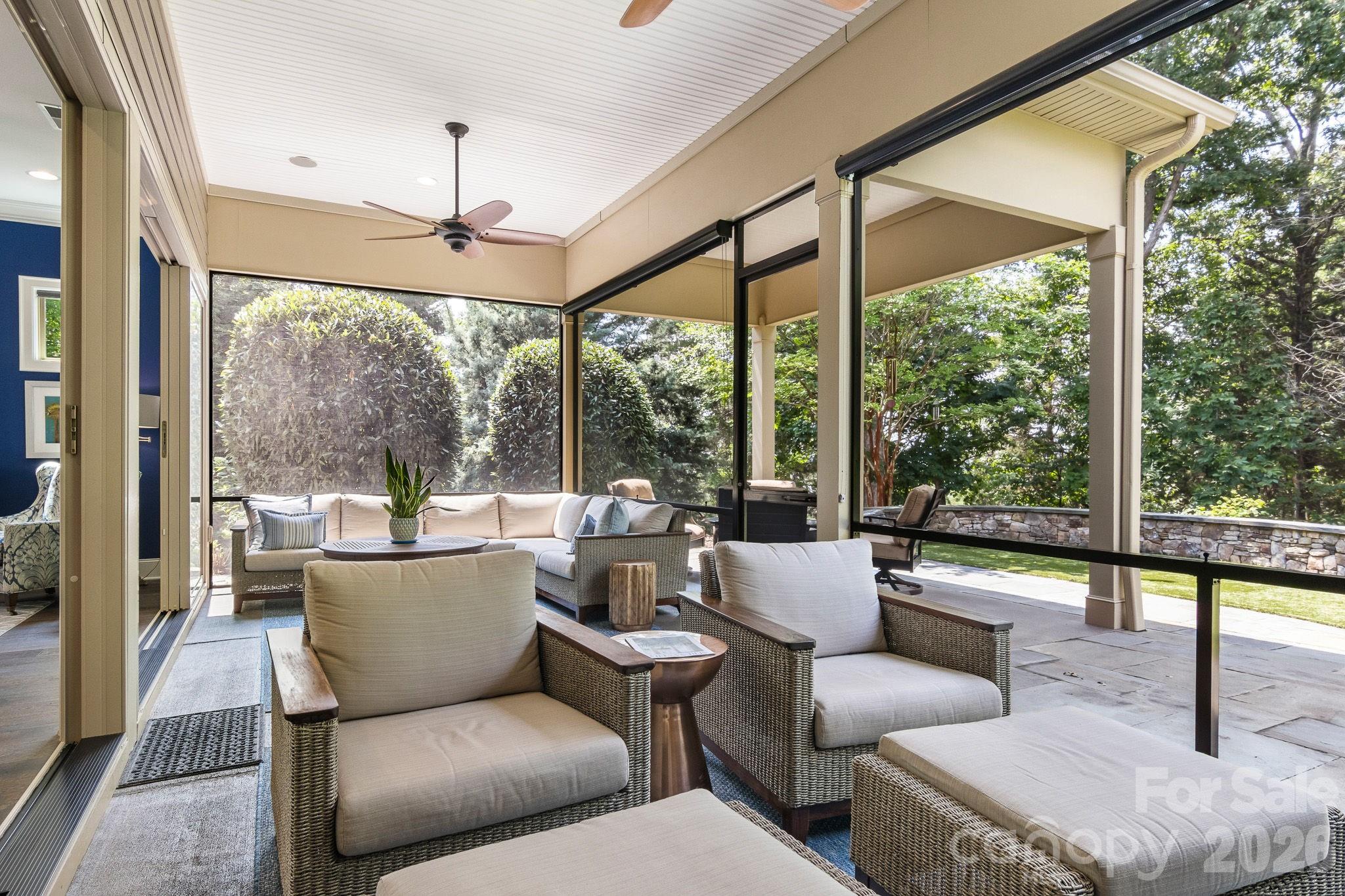 418 Flat Rock Drive — Denver