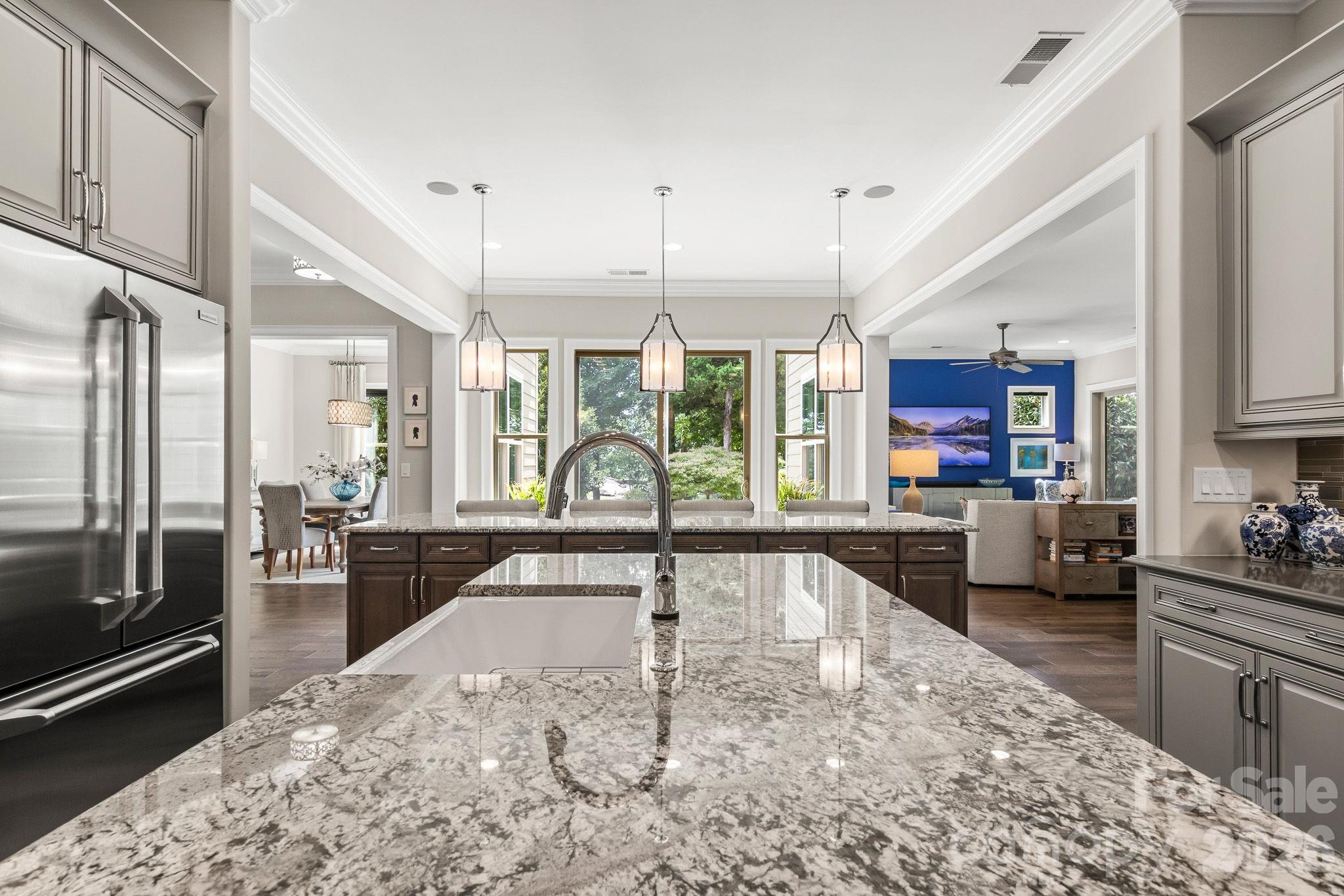 418 Flat Rock Drive — Denver