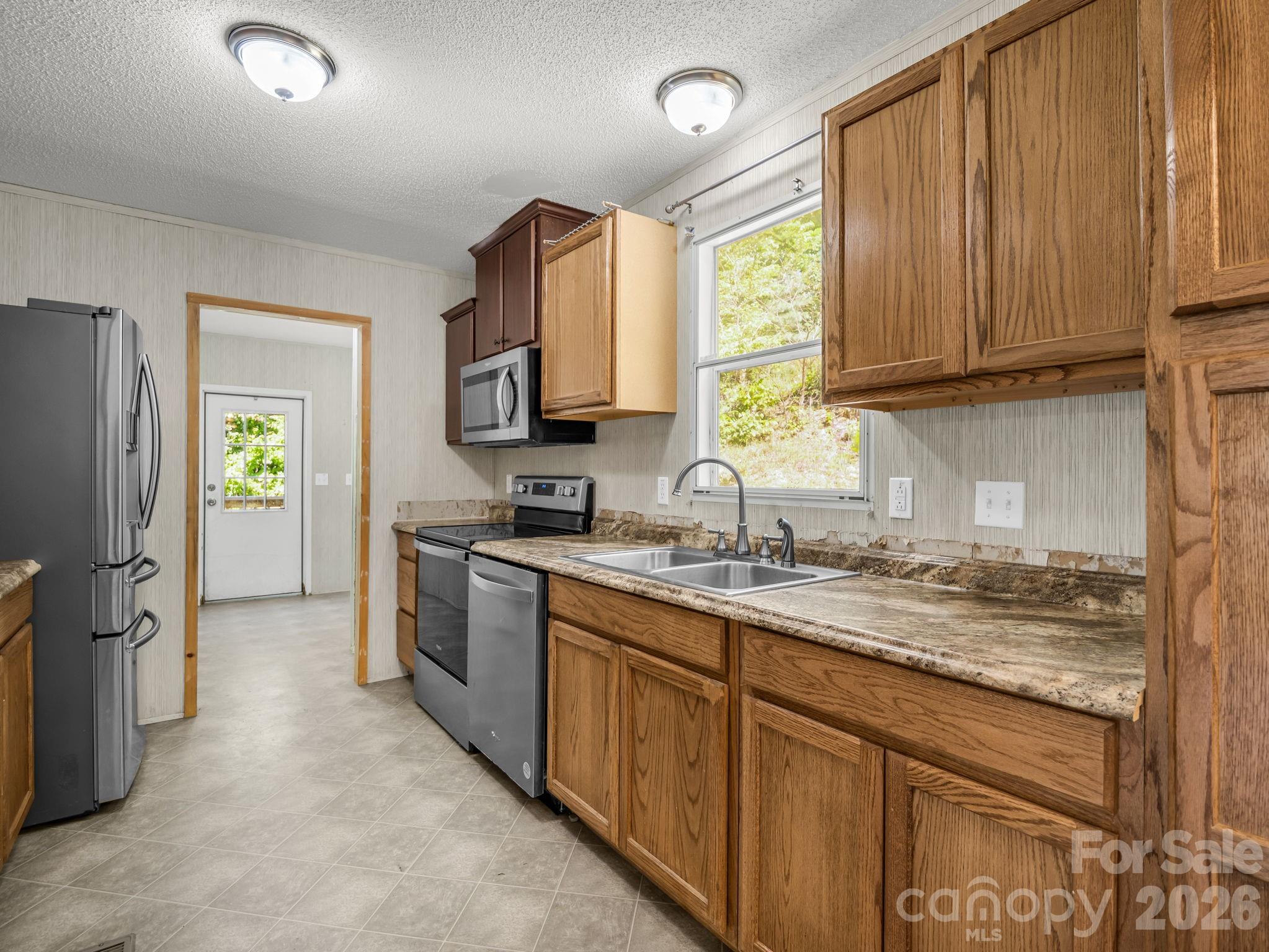 557 Sutton Mountain Ridge — Pisgah Forest