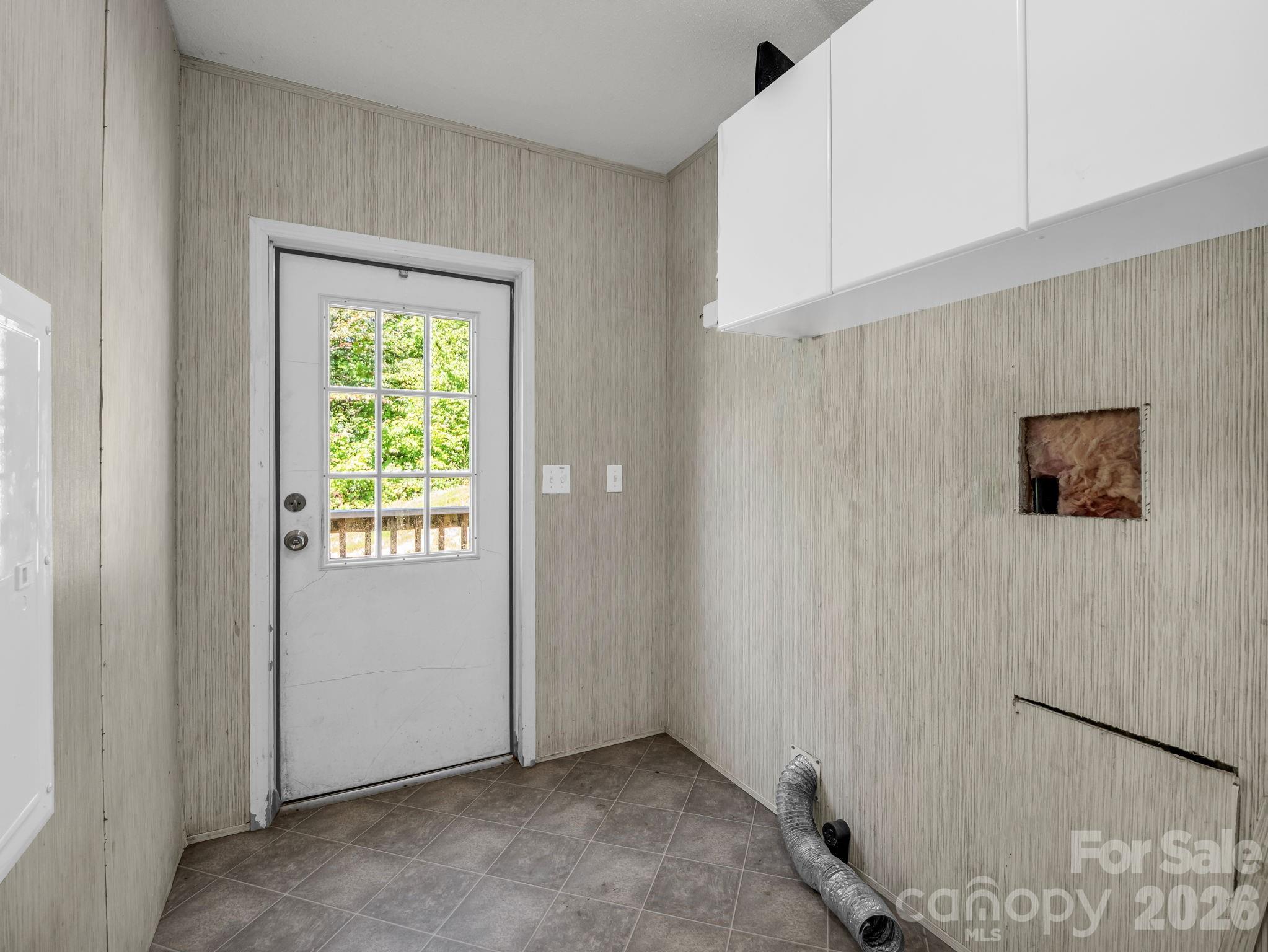 557 Sutton Mountain Ridge — Pisgah Forest