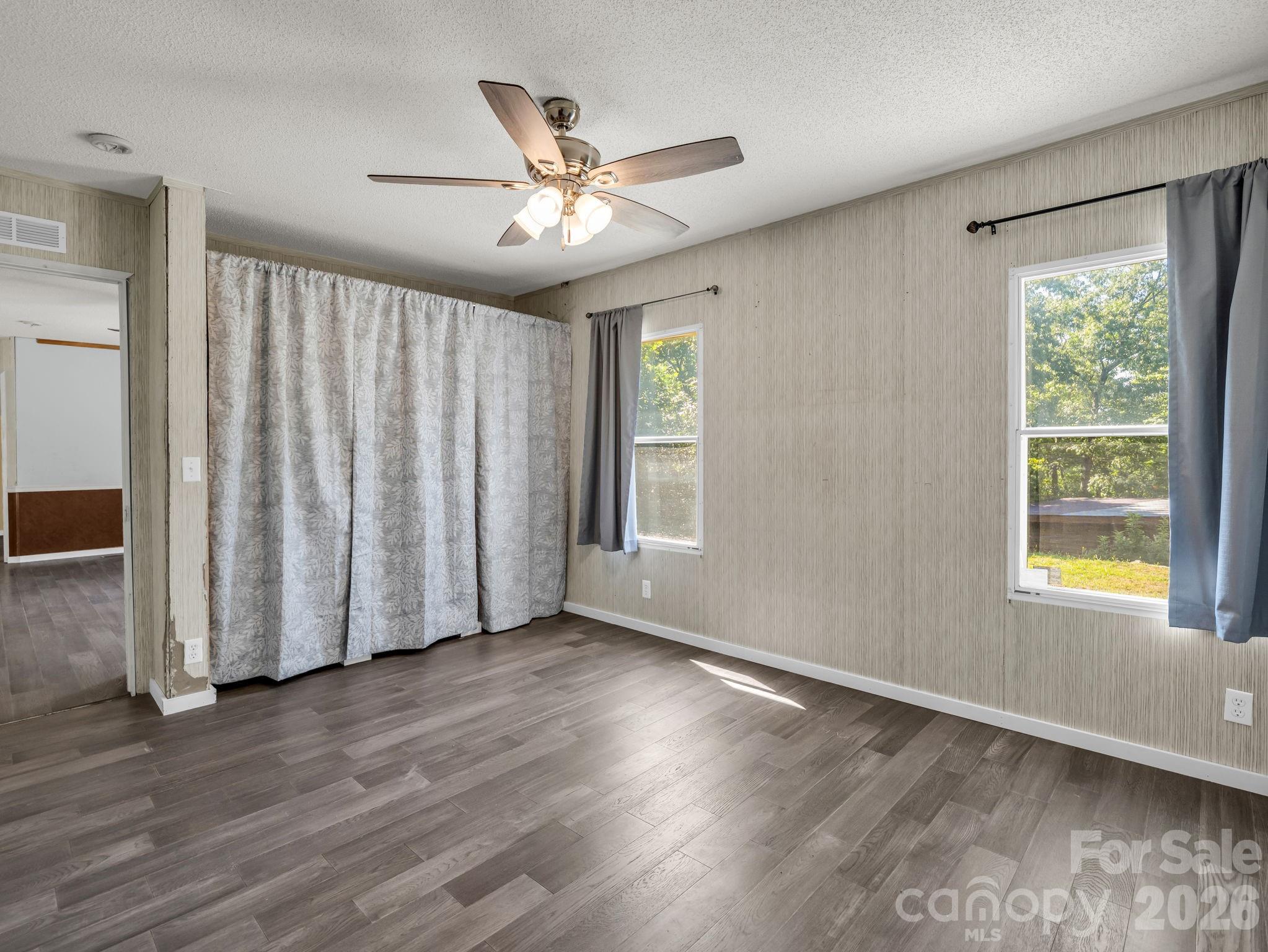 557 Sutton Mountain Ridge — Pisgah Forest