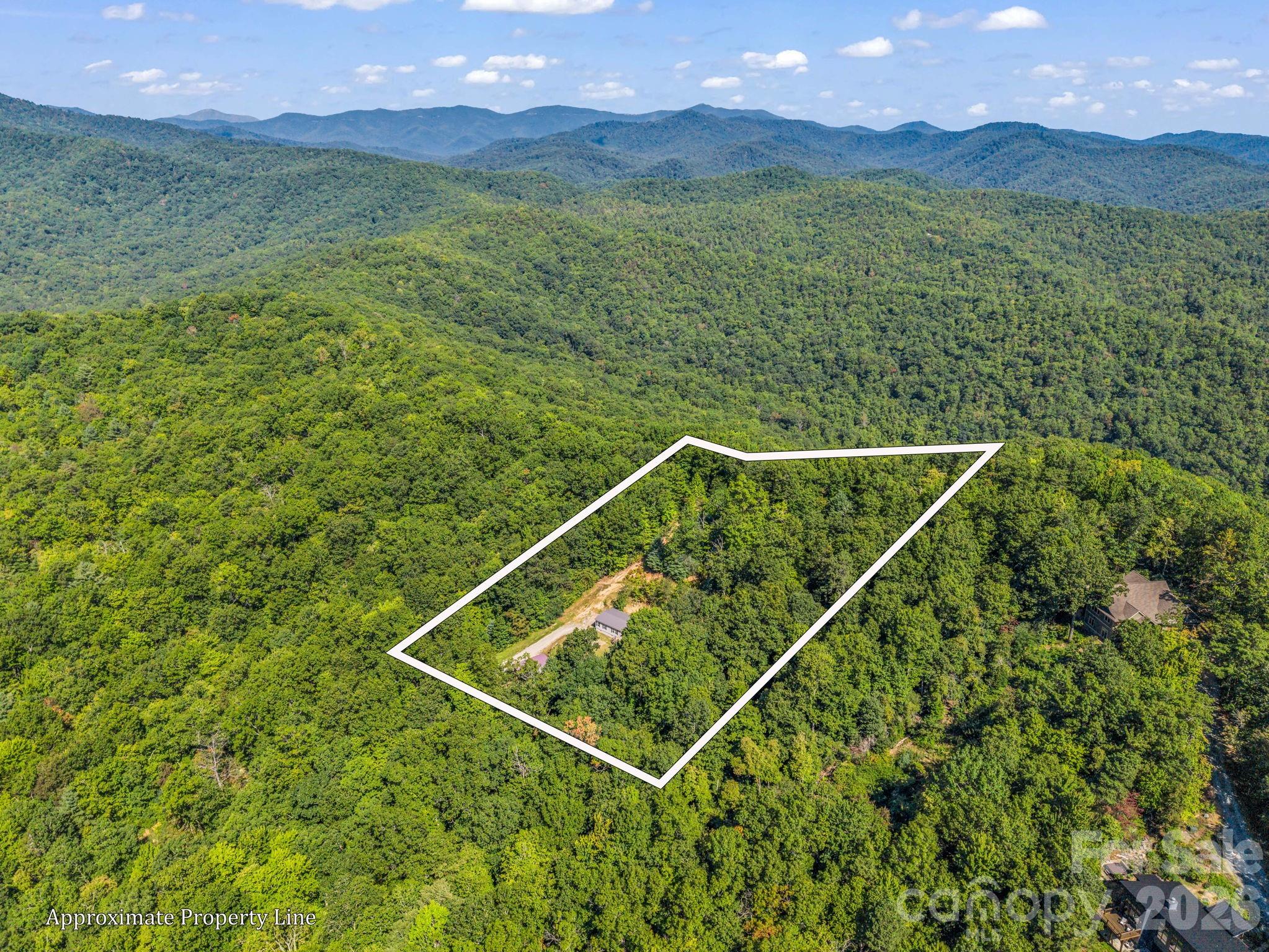 557 Sutton Mountain Ridge — Pisgah Forest