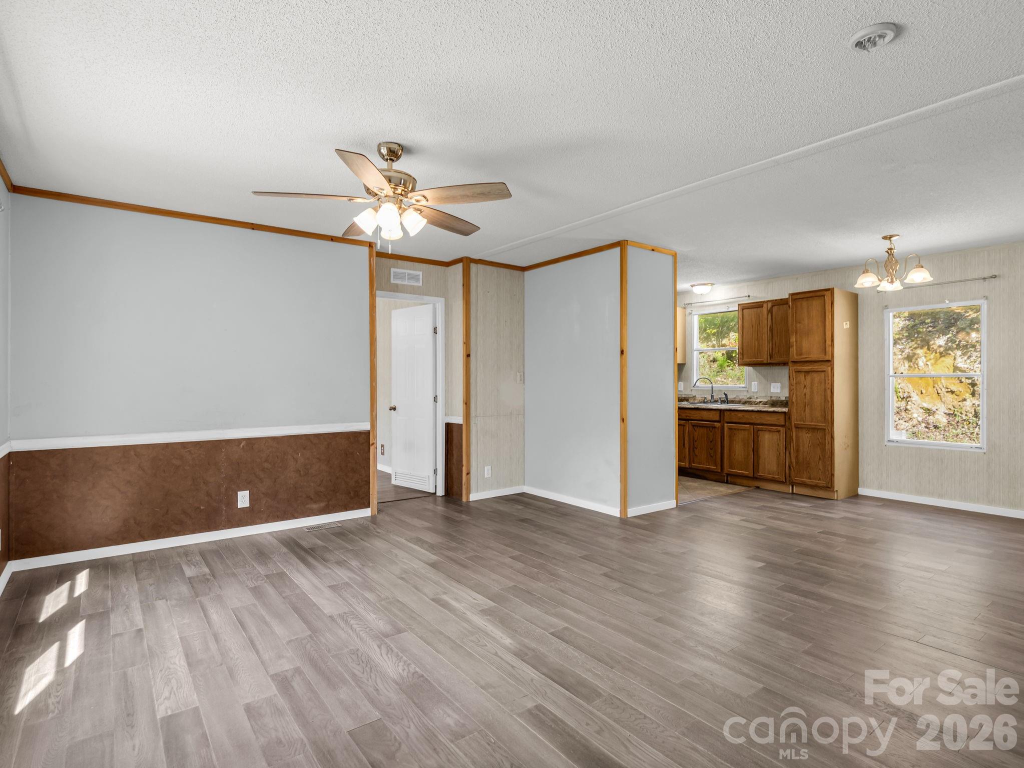 557 Sutton Mountain Ridge — Pisgah Forest