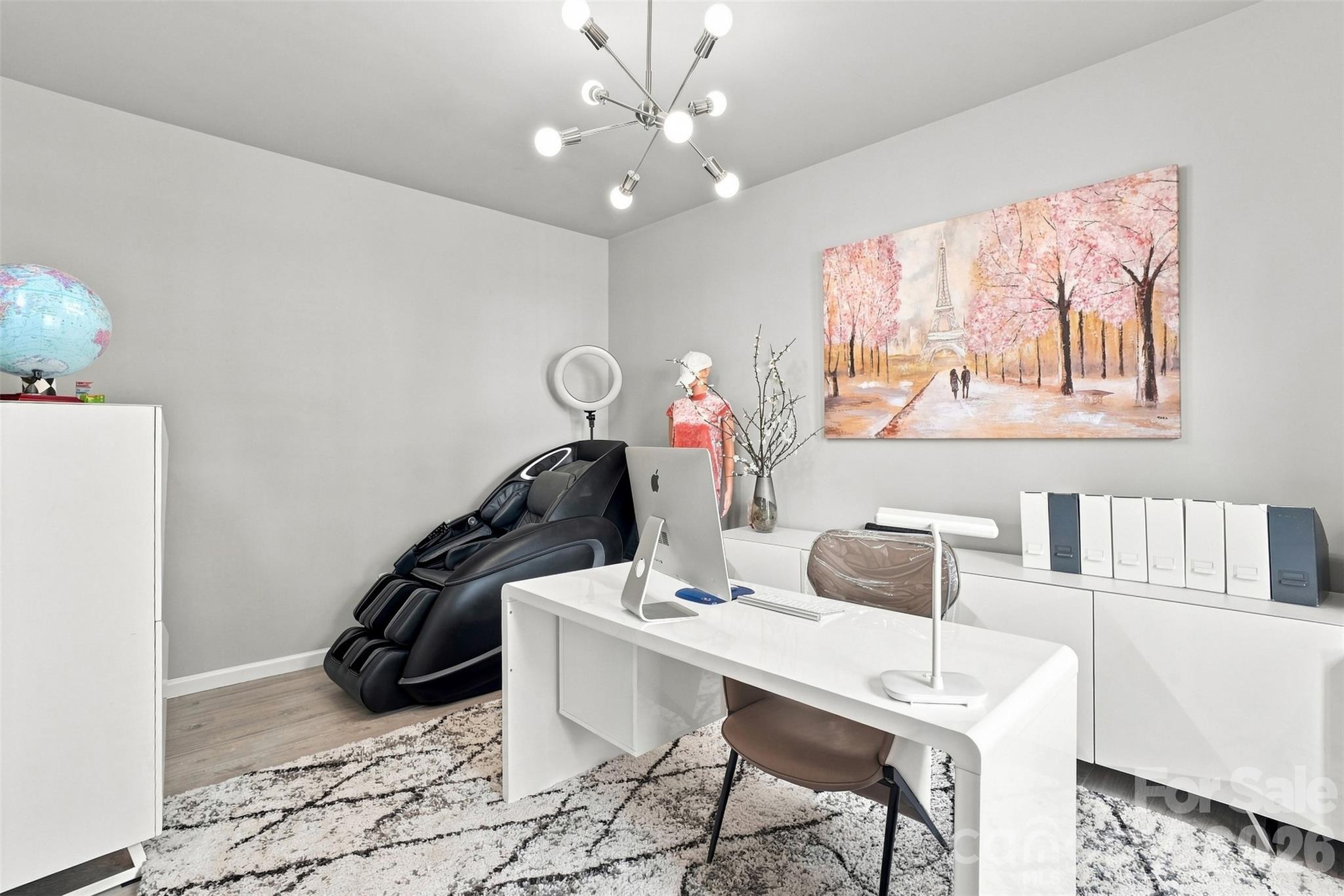 5909 Parkstone Drive — Matthews