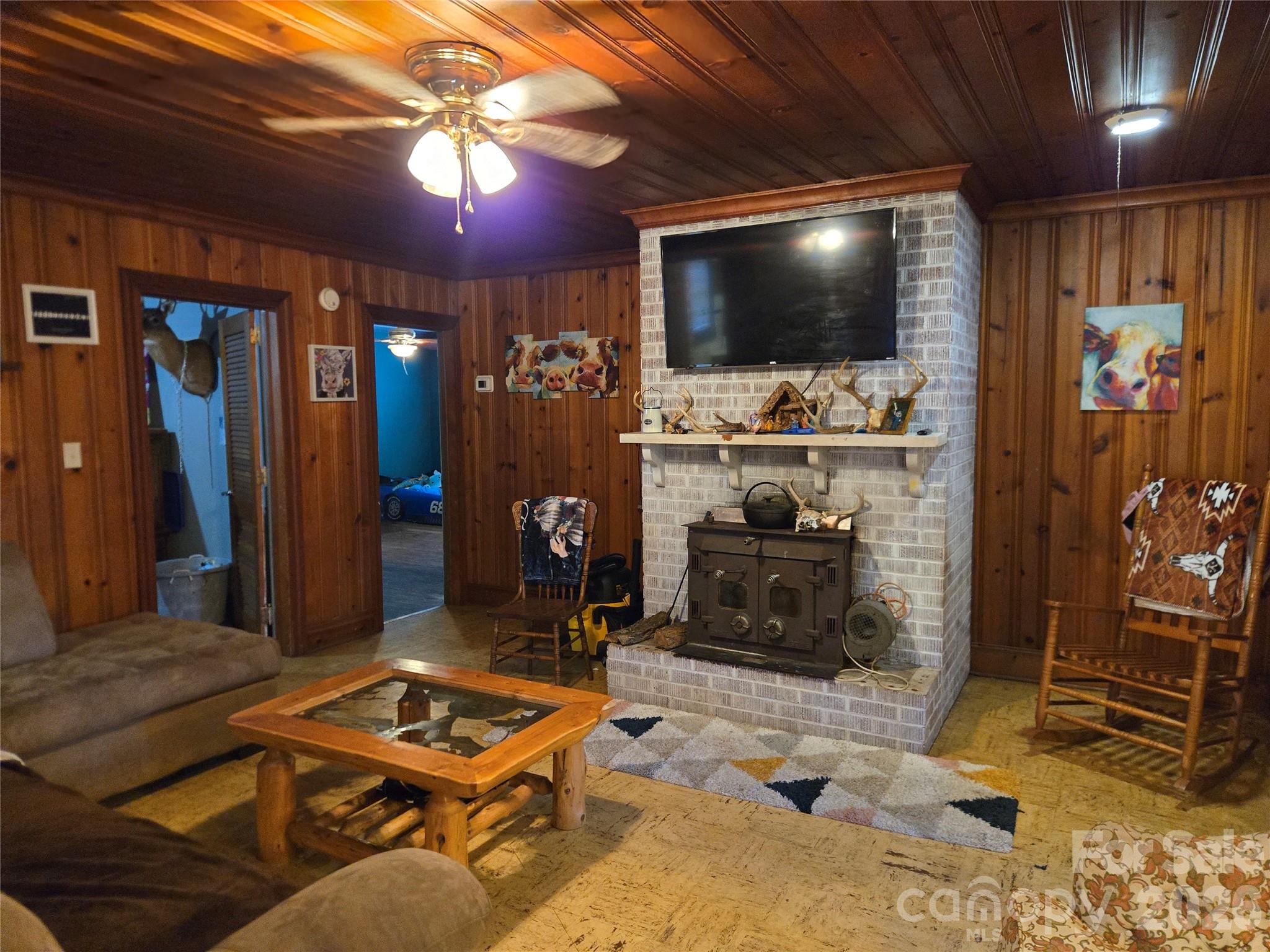 2703 Prospect Church Road — Mooresboro