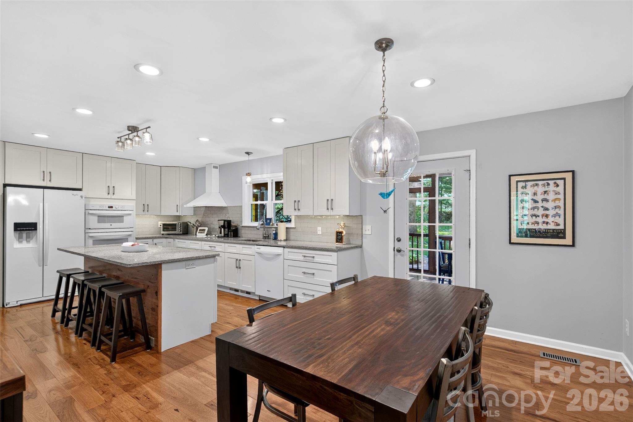 42 Timothy Lane — Candler