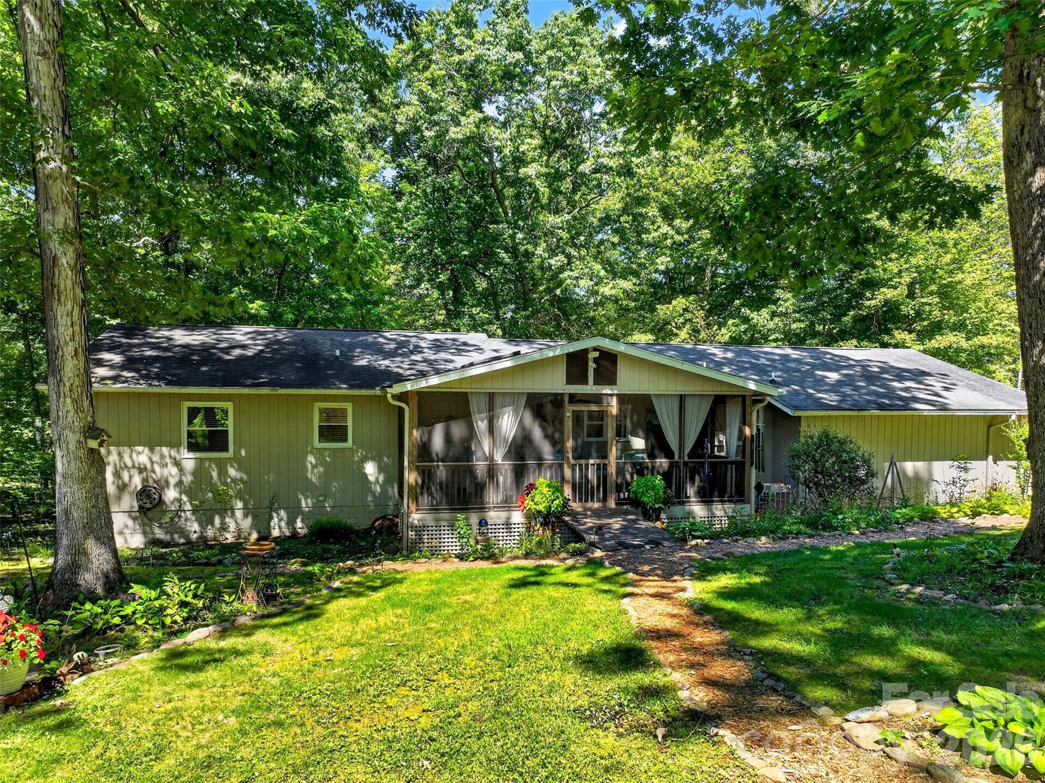 42 Timothy Lane — Candler