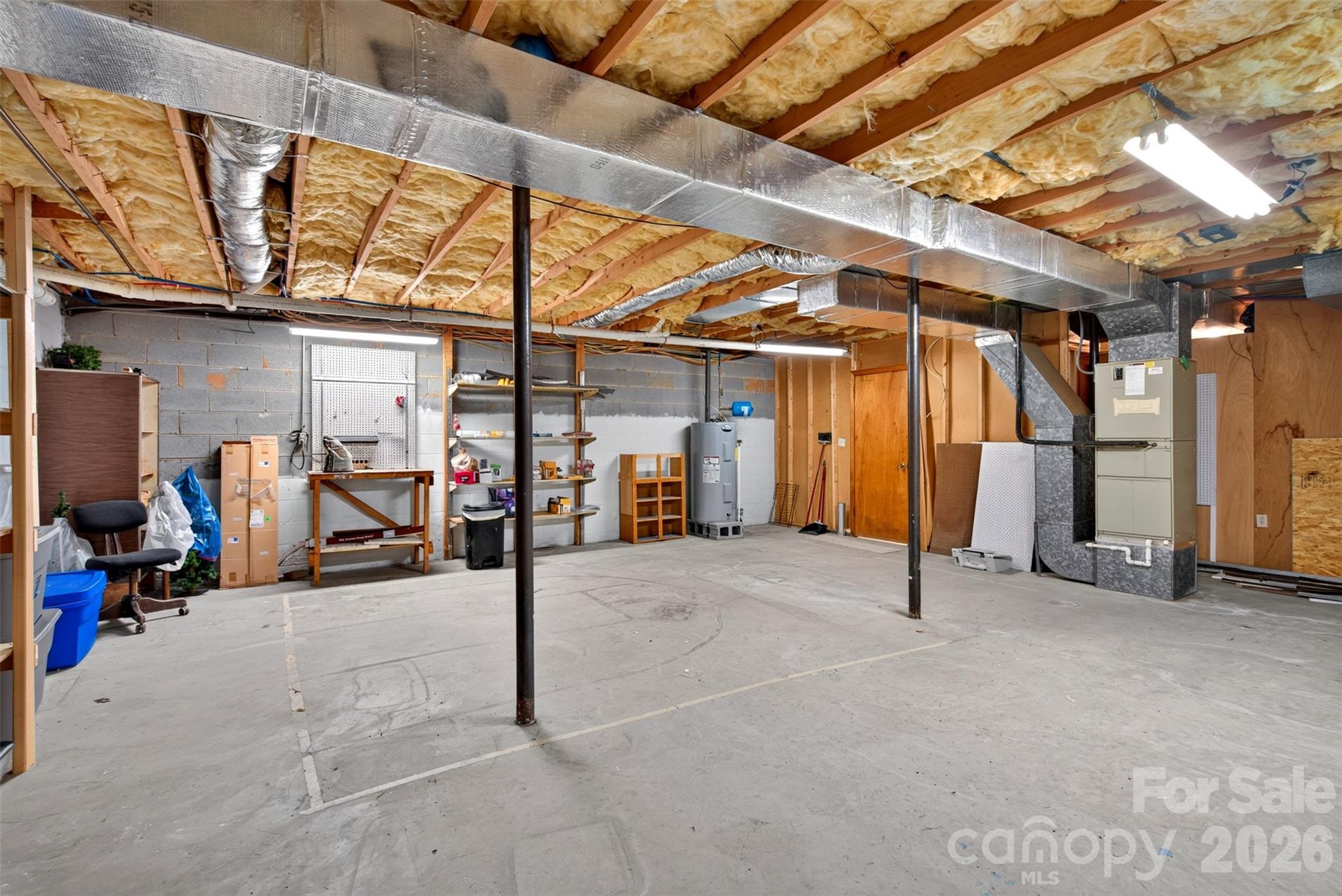 42 Timothy Lane — Candler
