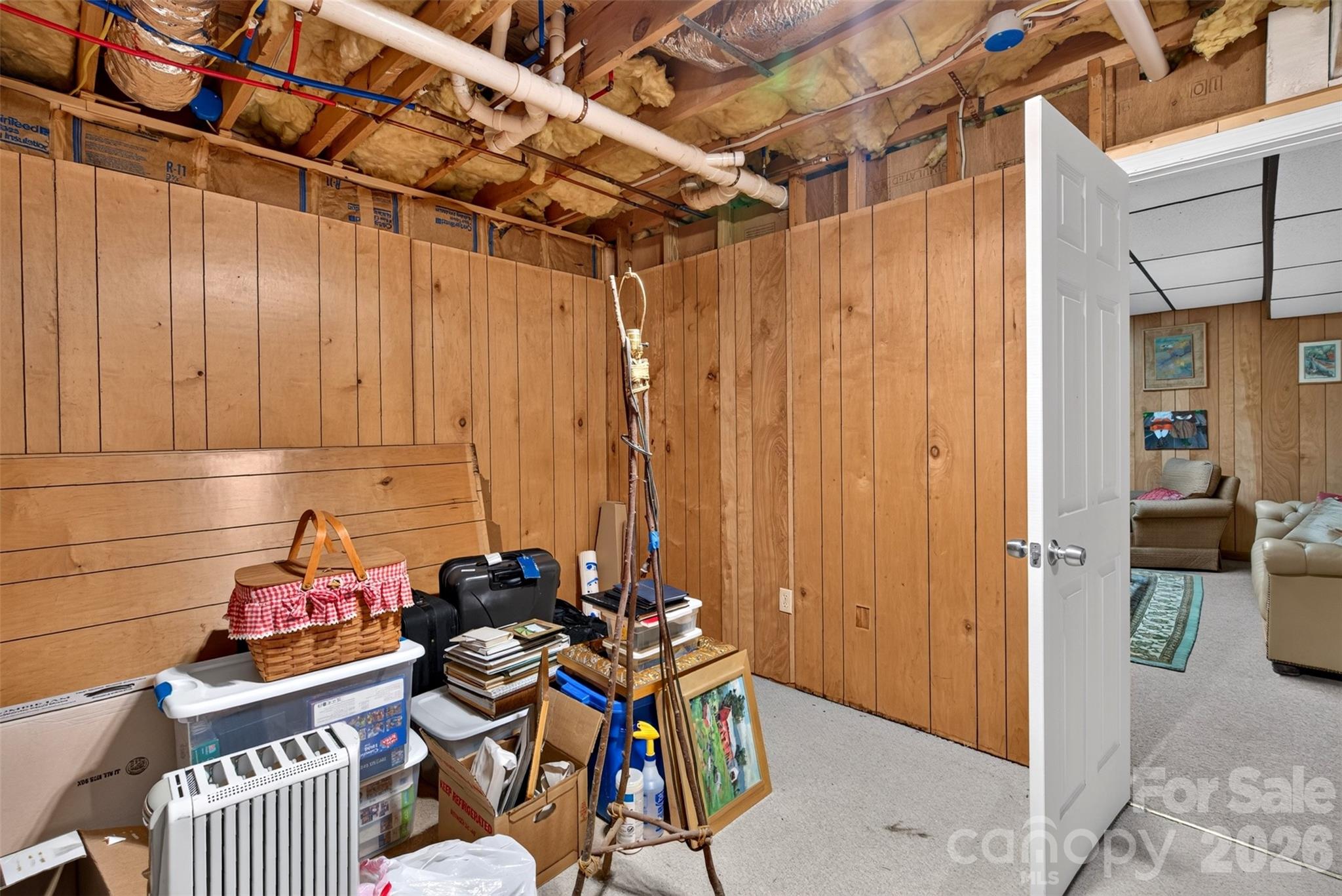 42 Timothy Lane — Candler
