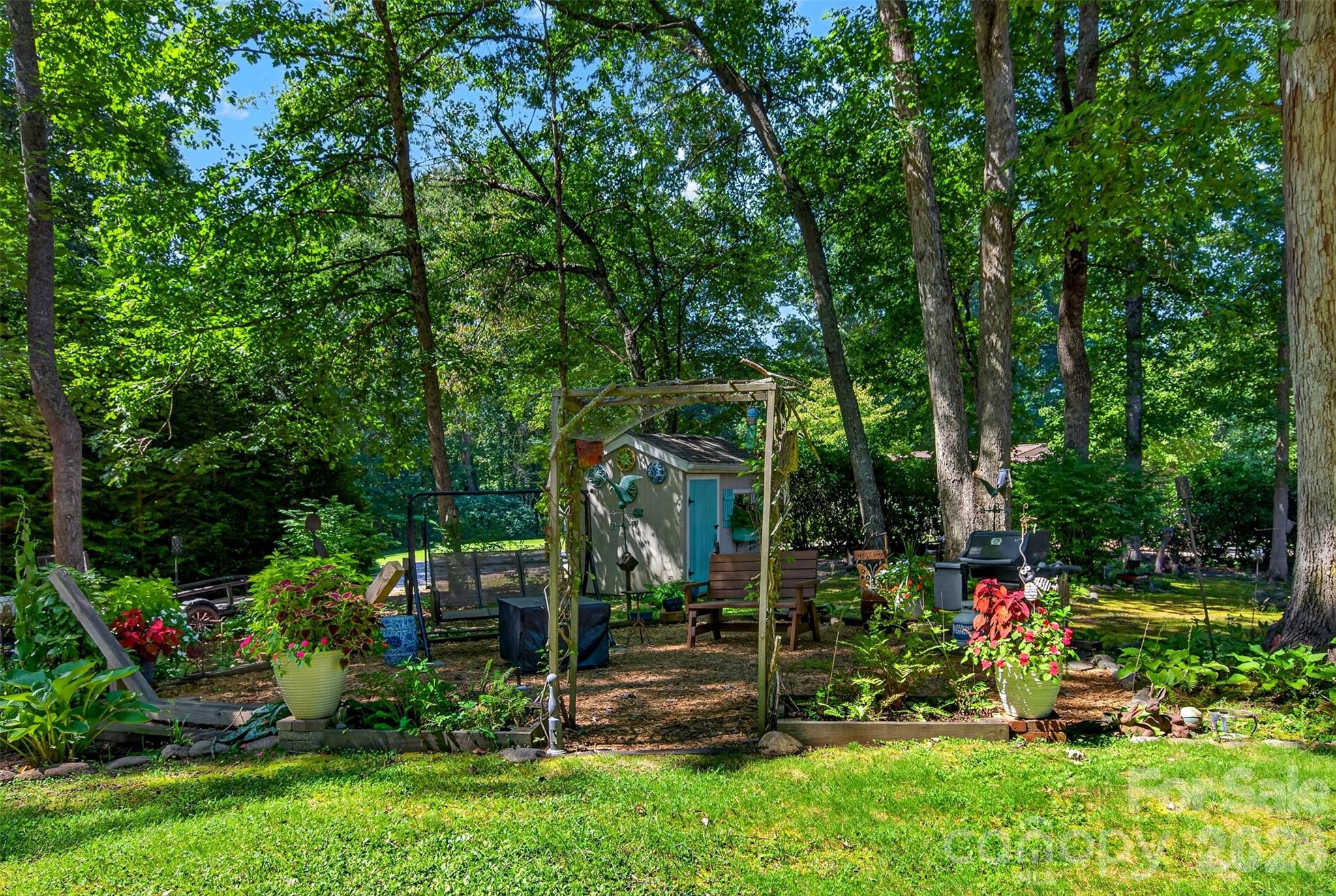 42 Timothy Lane — Candler