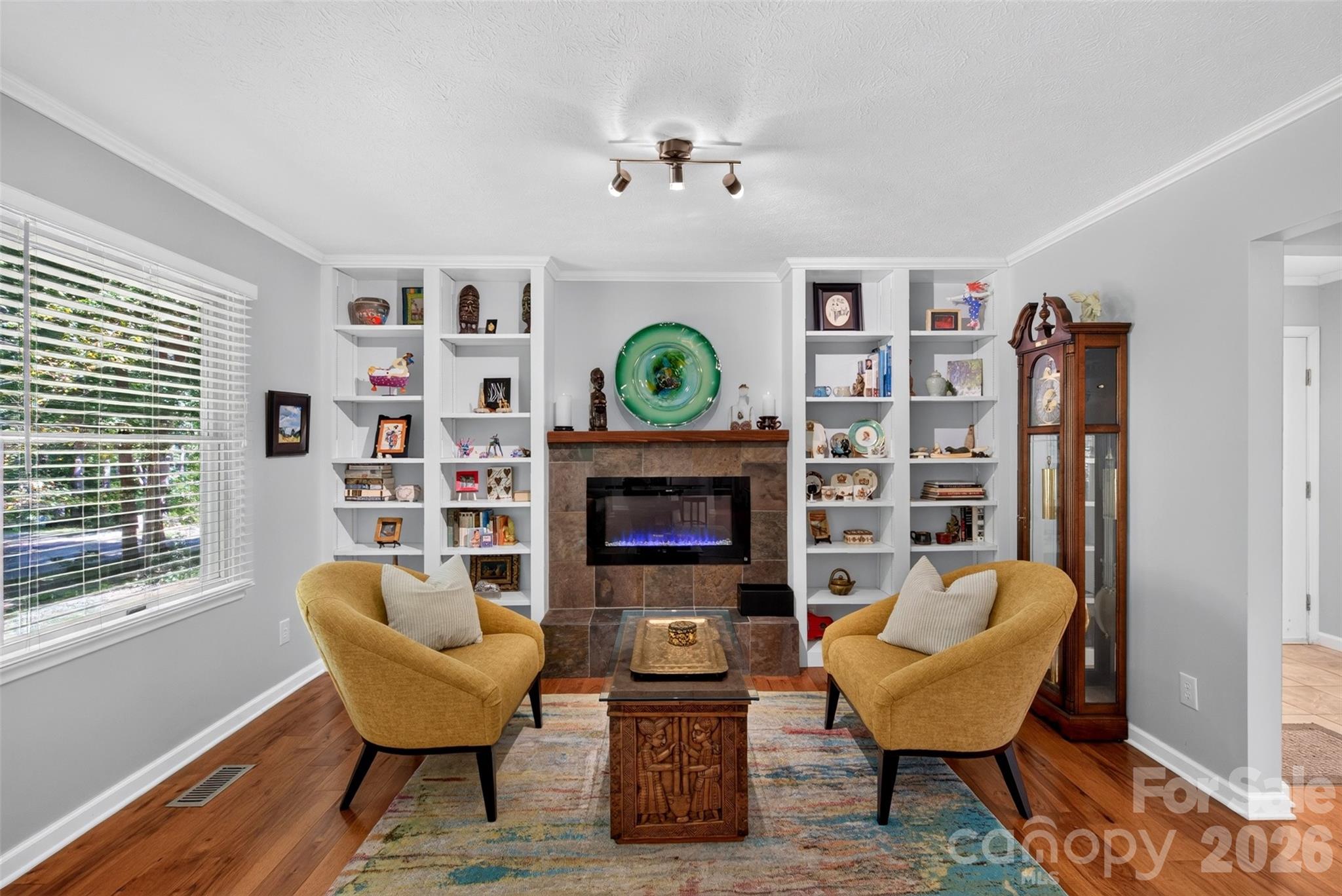 42 Timothy Lane — Candler