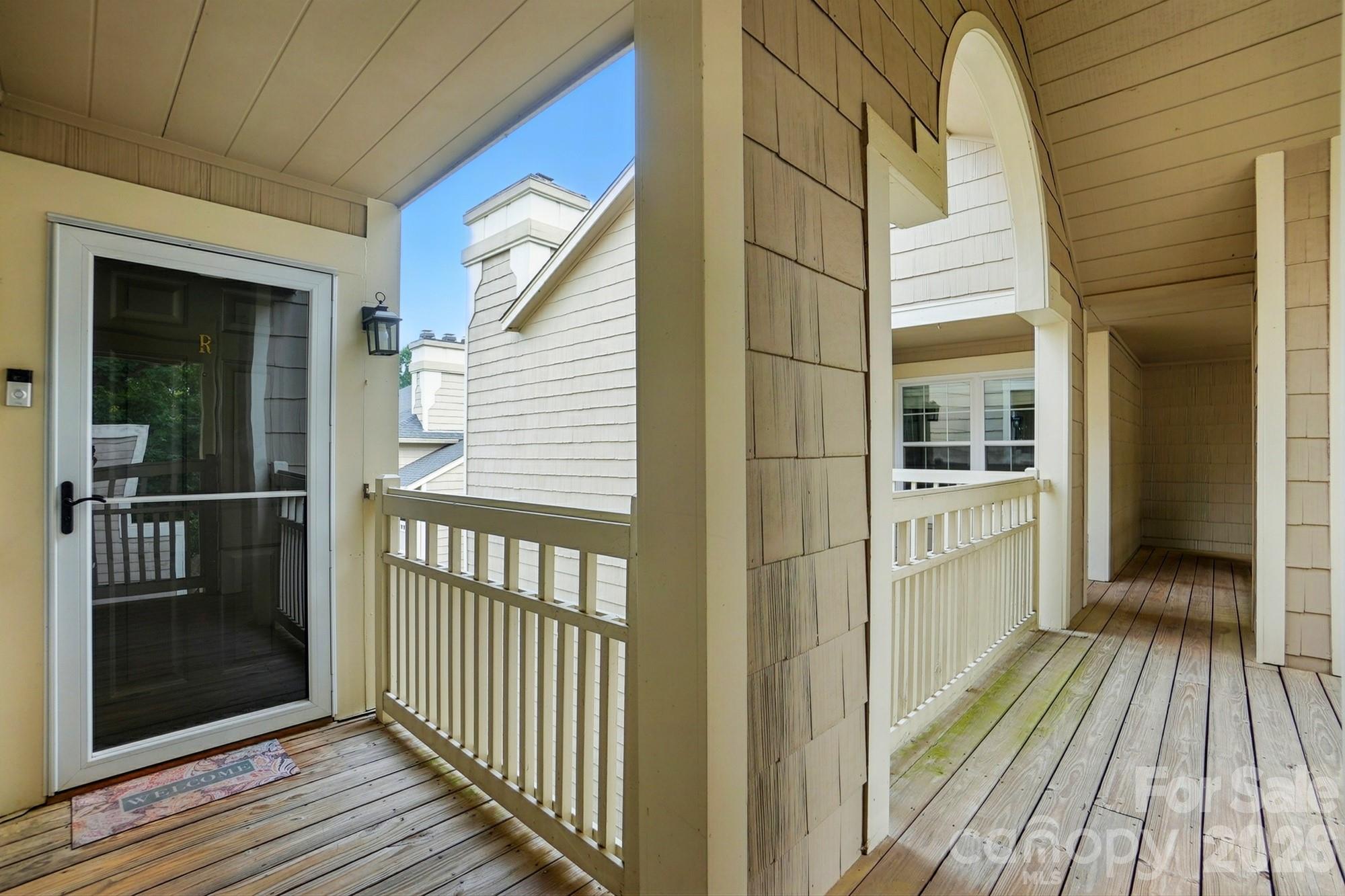 5007 Sharon Road — Charlotte