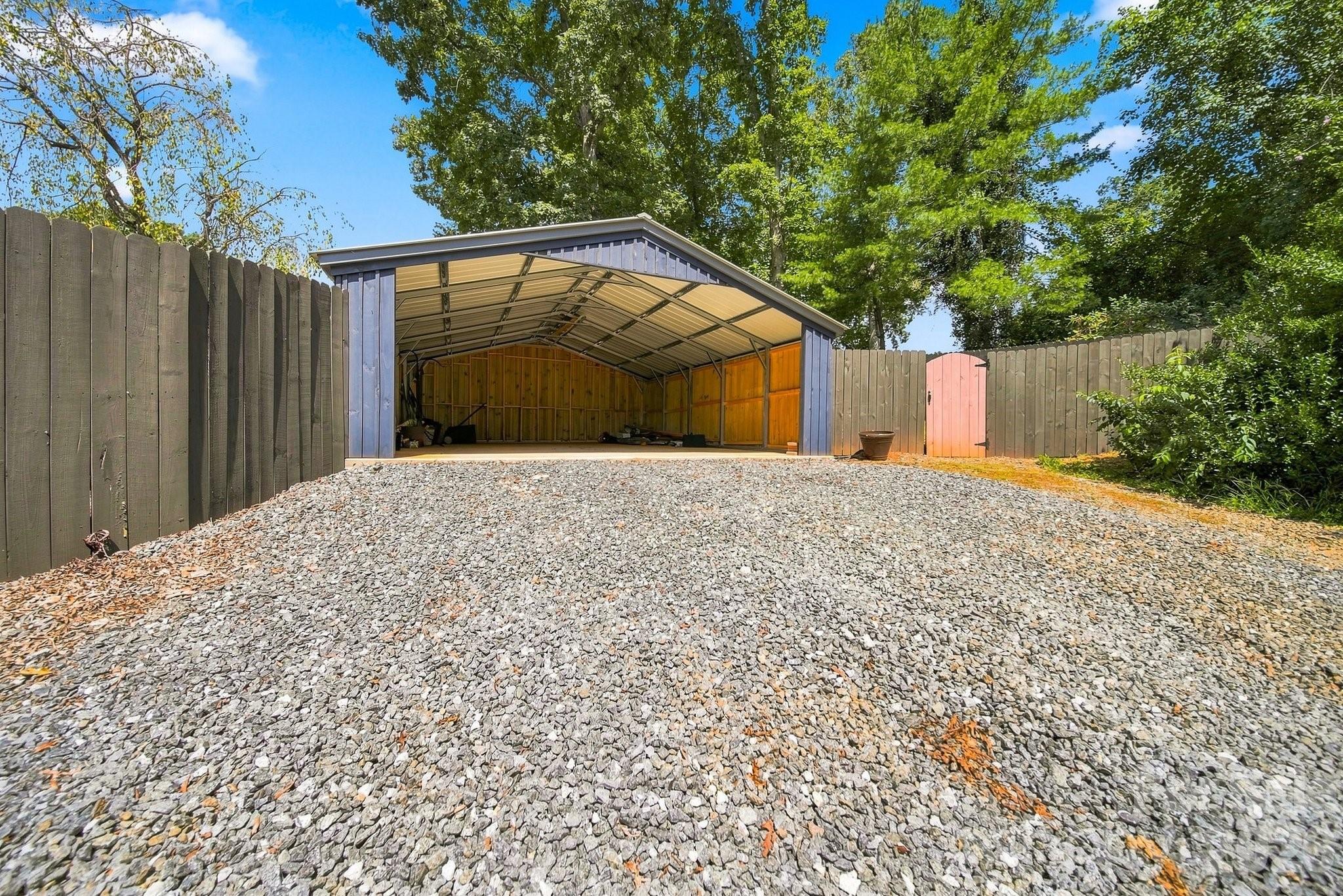 312 Sharon Avenue NW — Lenoir