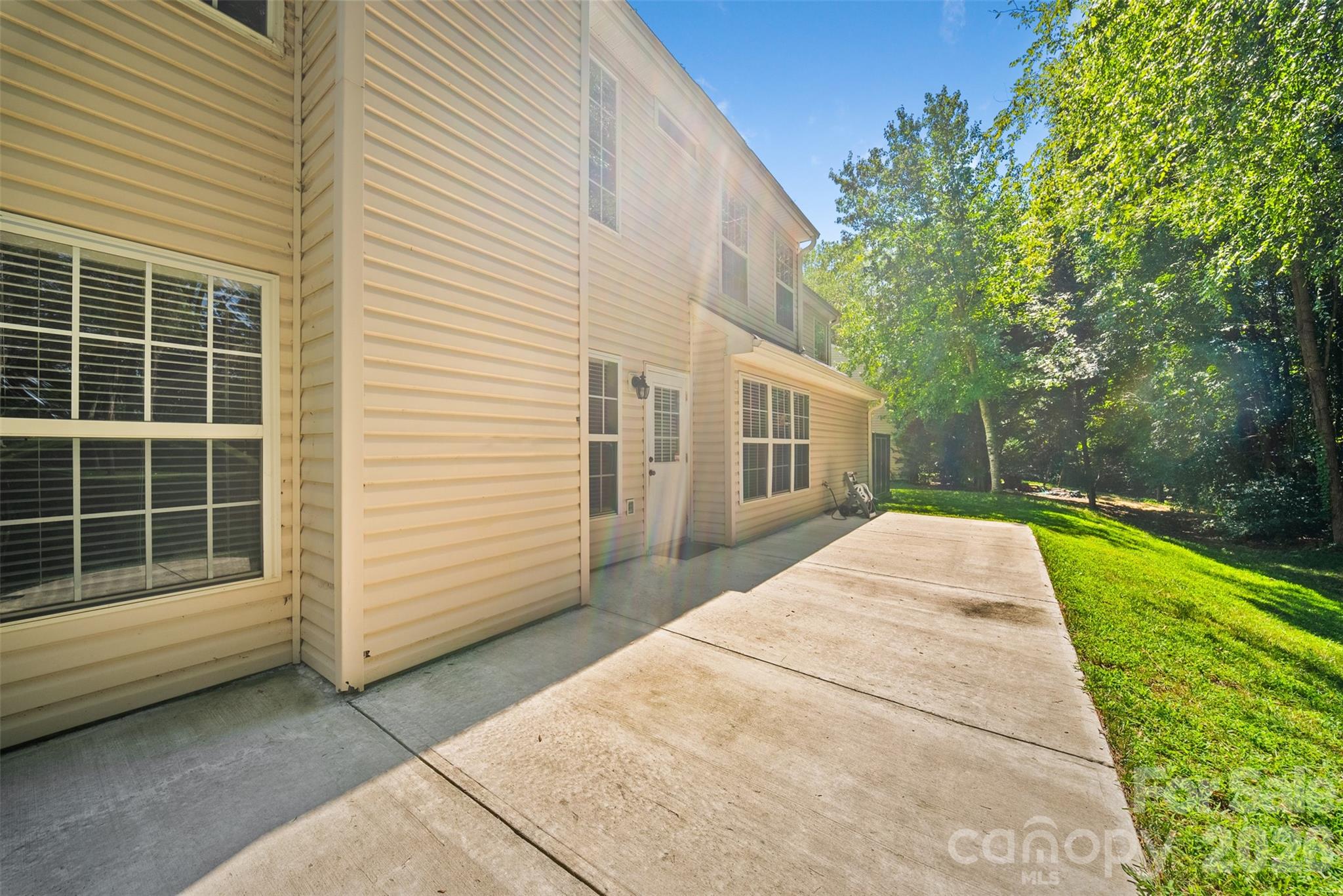 7838 Cafferty Circle — Charlotte