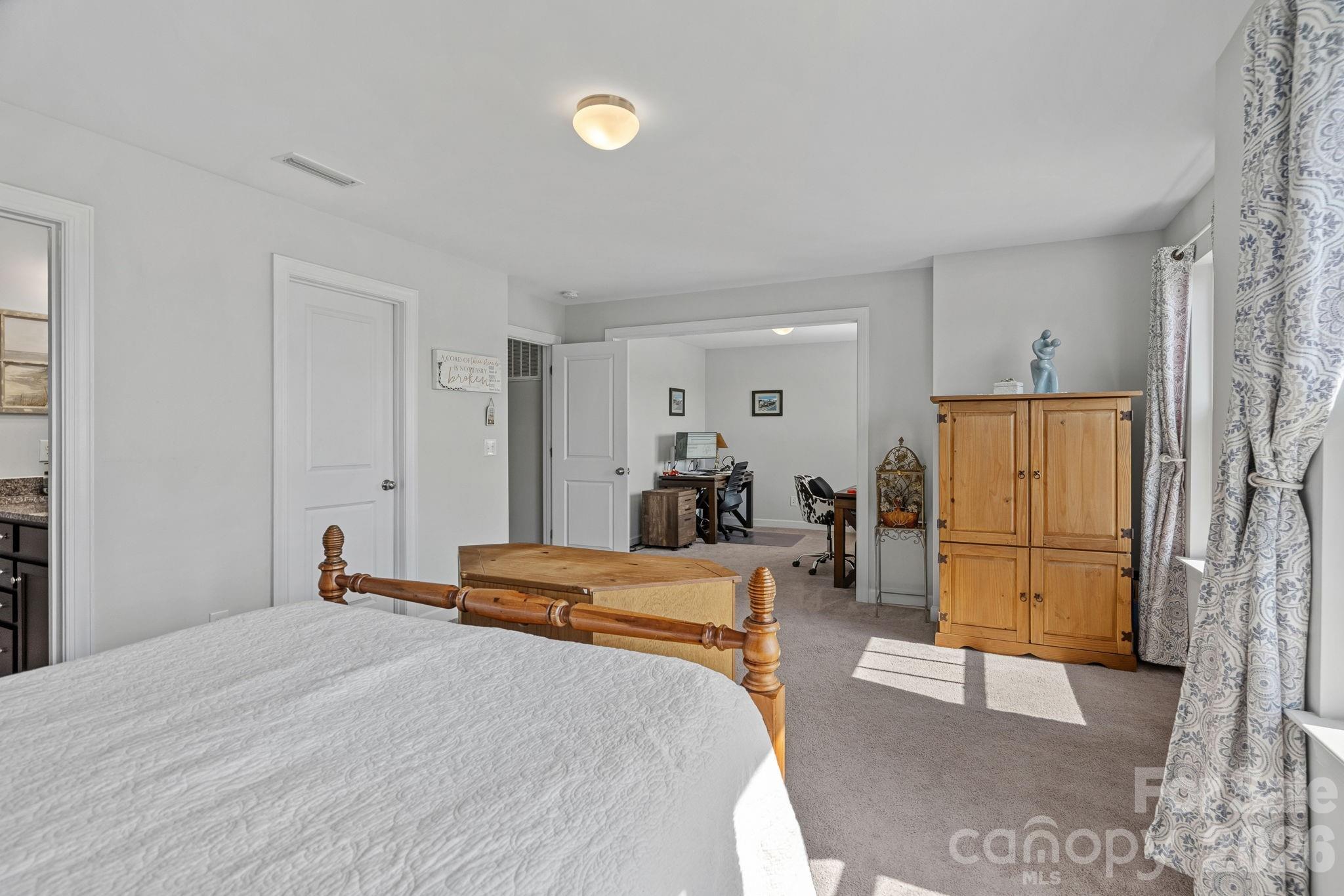 120 Dublin Court — Statesville