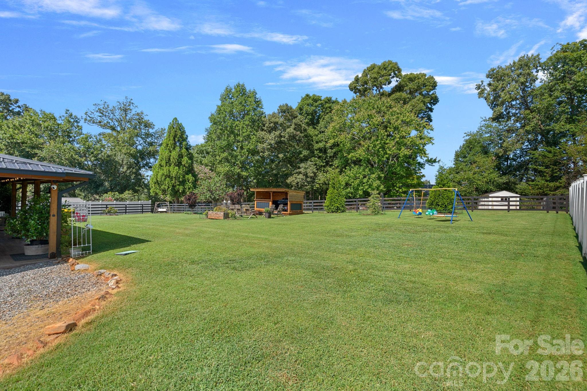 120 Dublin Court — Statesville