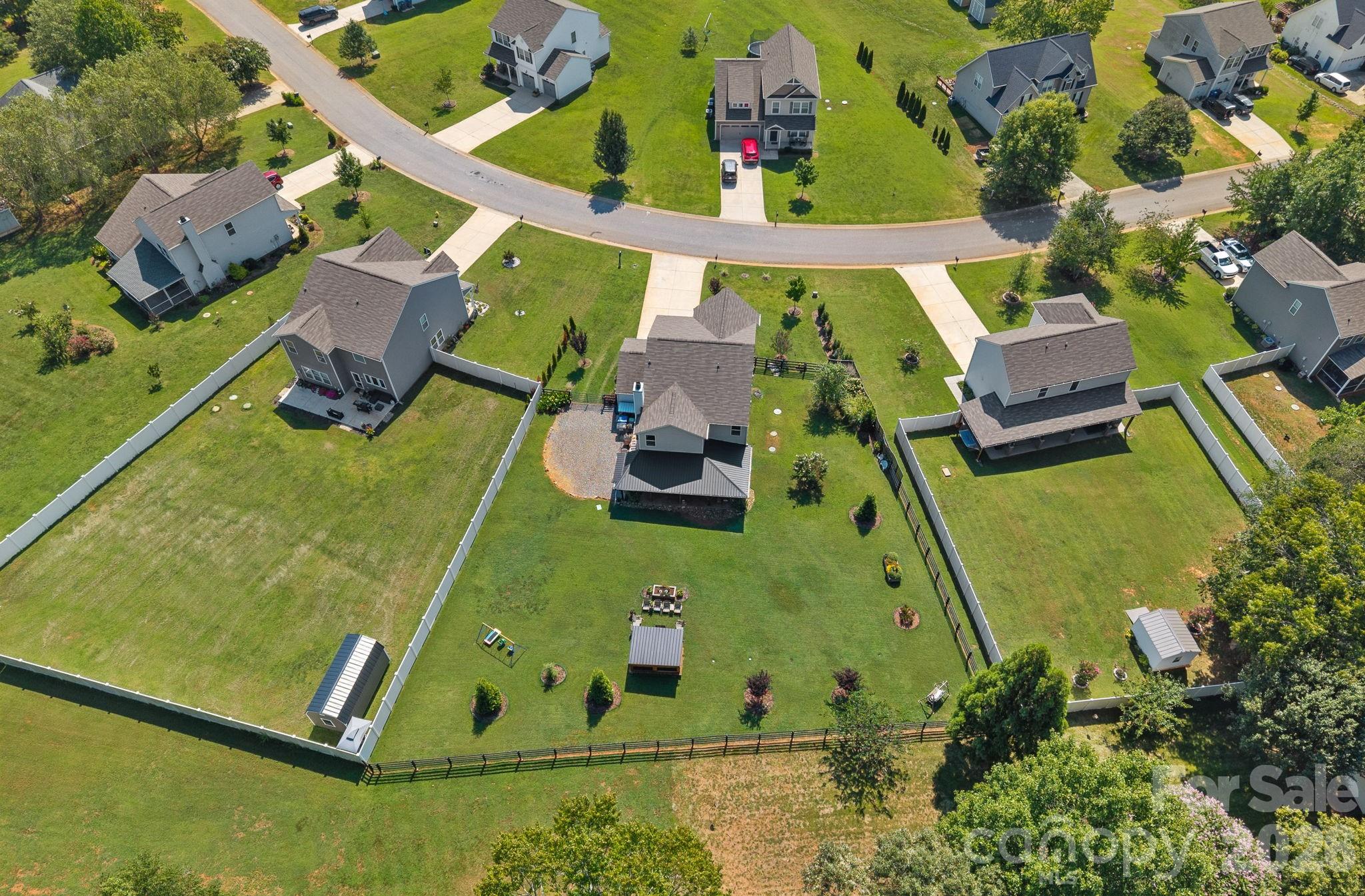 120 Dublin Court — Statesville