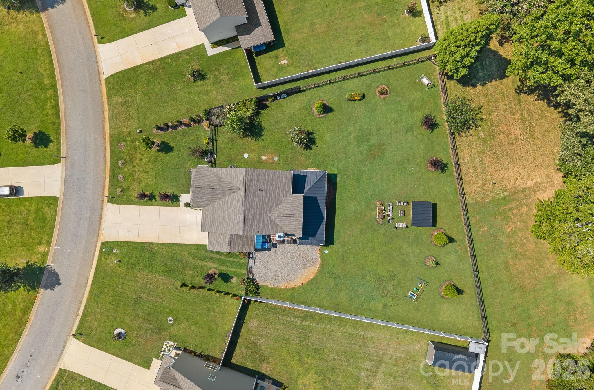 120 Dublin Court — Statesville
