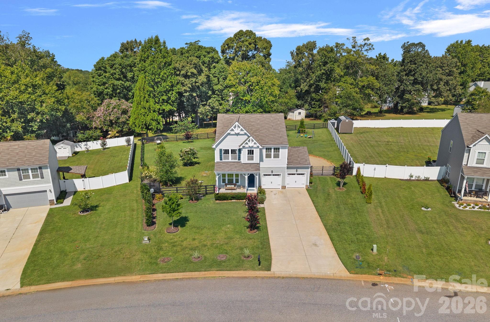 120 Dublin Court — Statesville