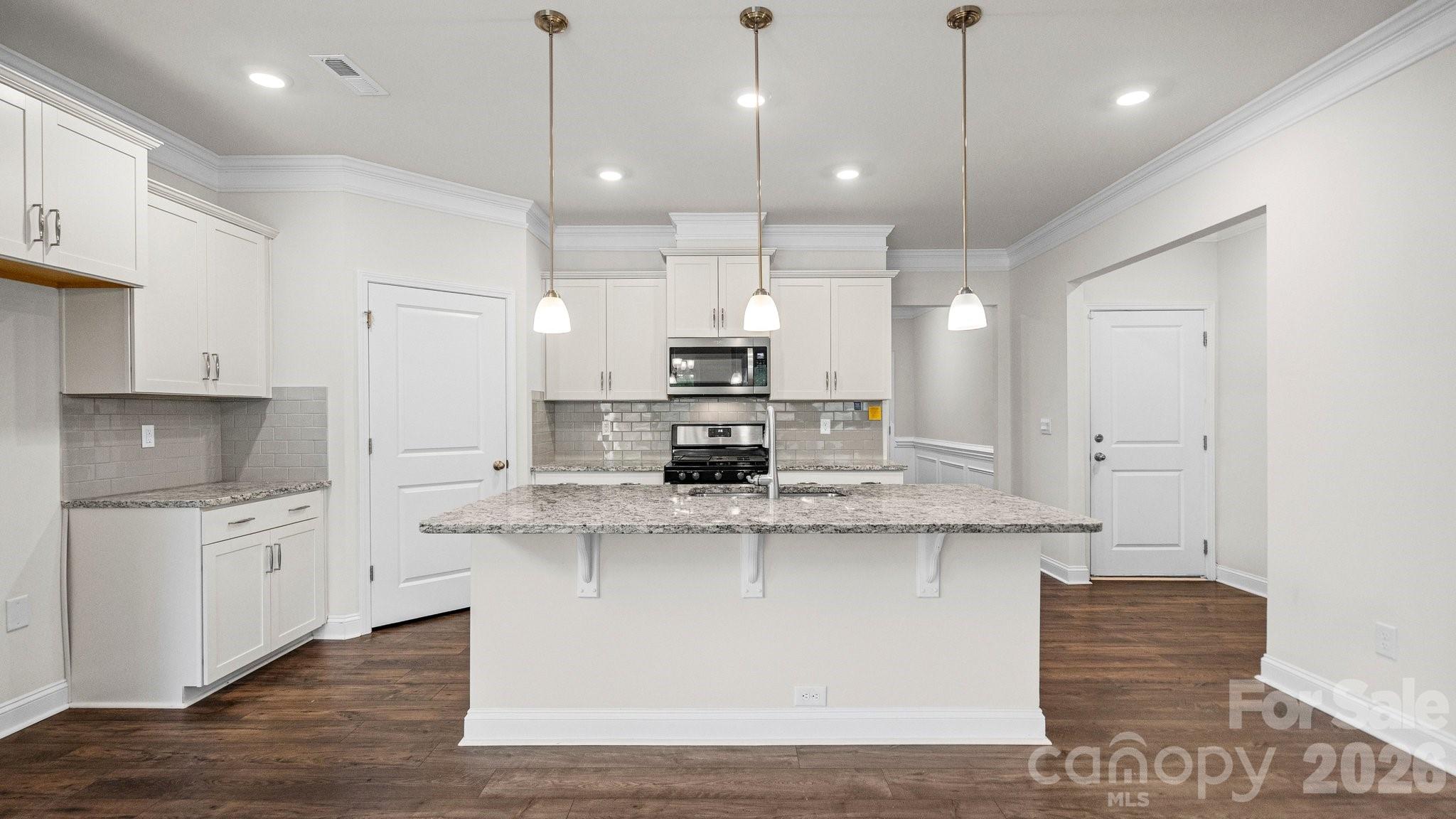 1615 Sweetmoss Loop — Denver