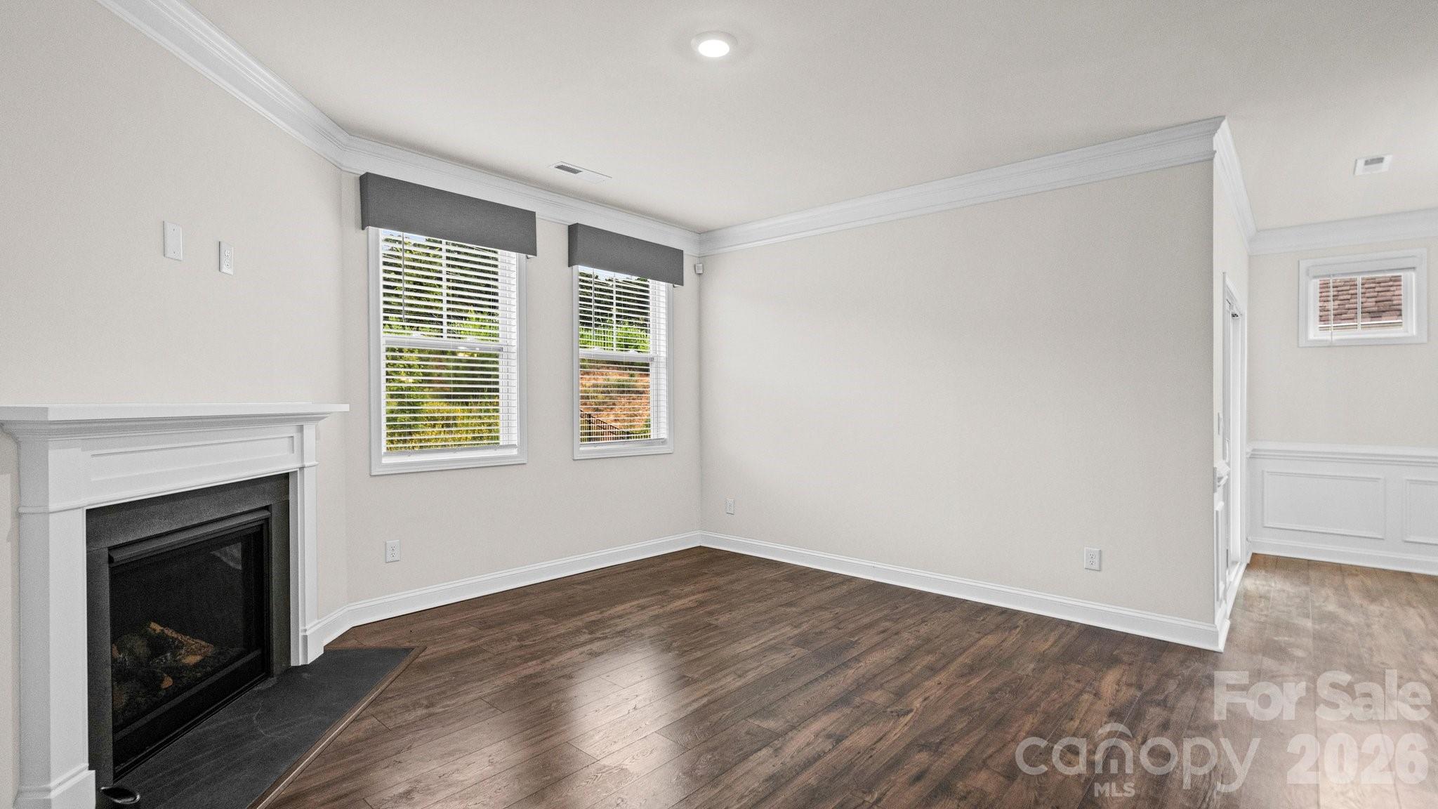 1615 Sweetmoss Loop — Denver