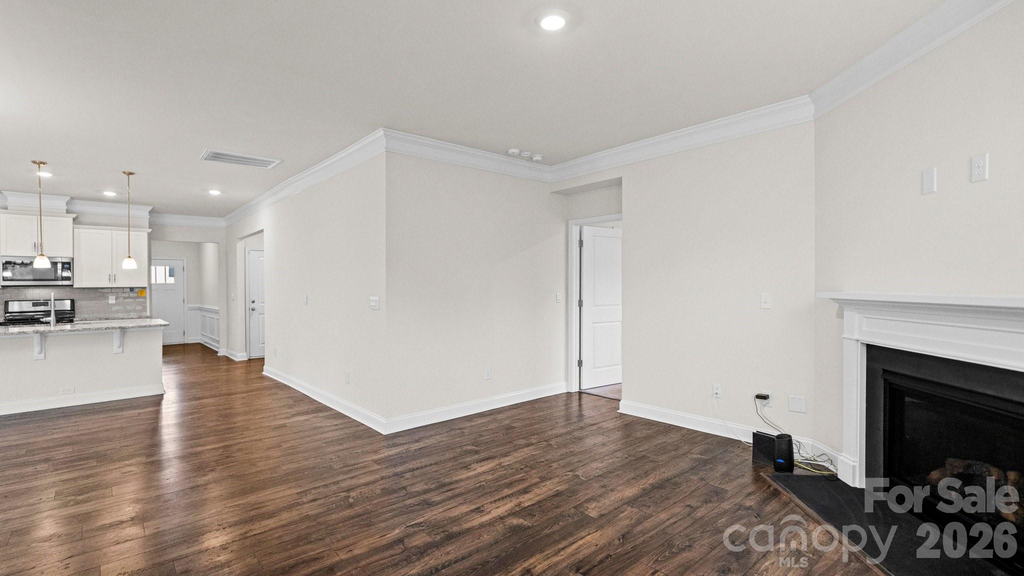 1615 Sweetmoss Loop — Denver