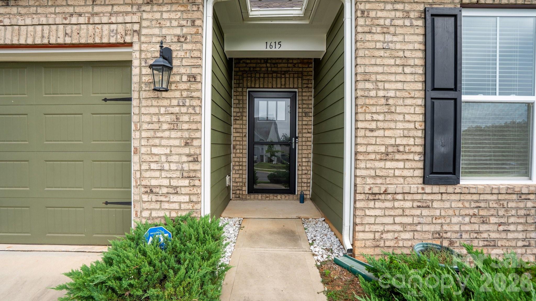 1615 Sweetmoss Loop — Denver