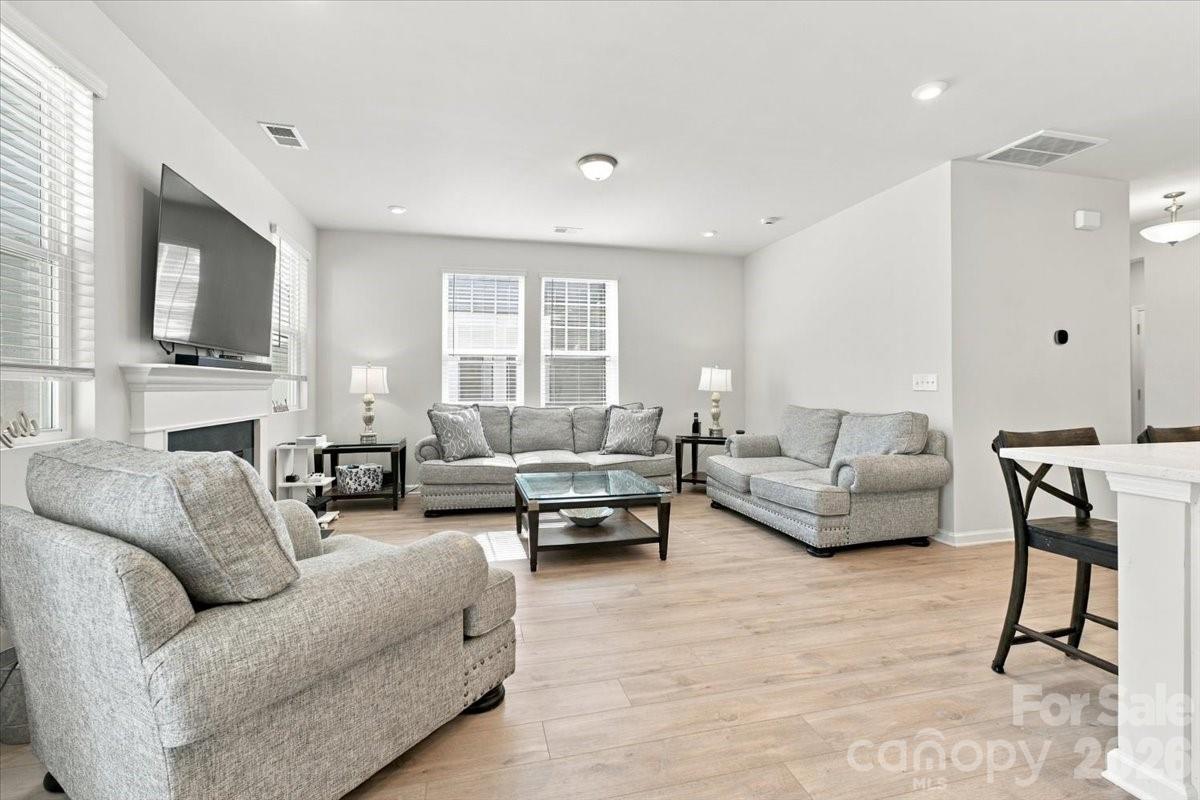 8036 Overmeadow Lane — Charlotte