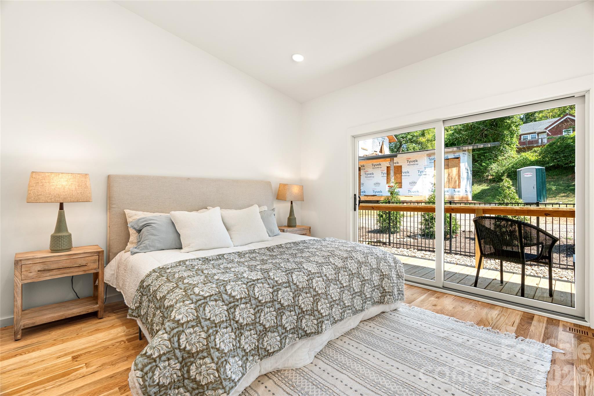 4 Roberts Street — Asheville