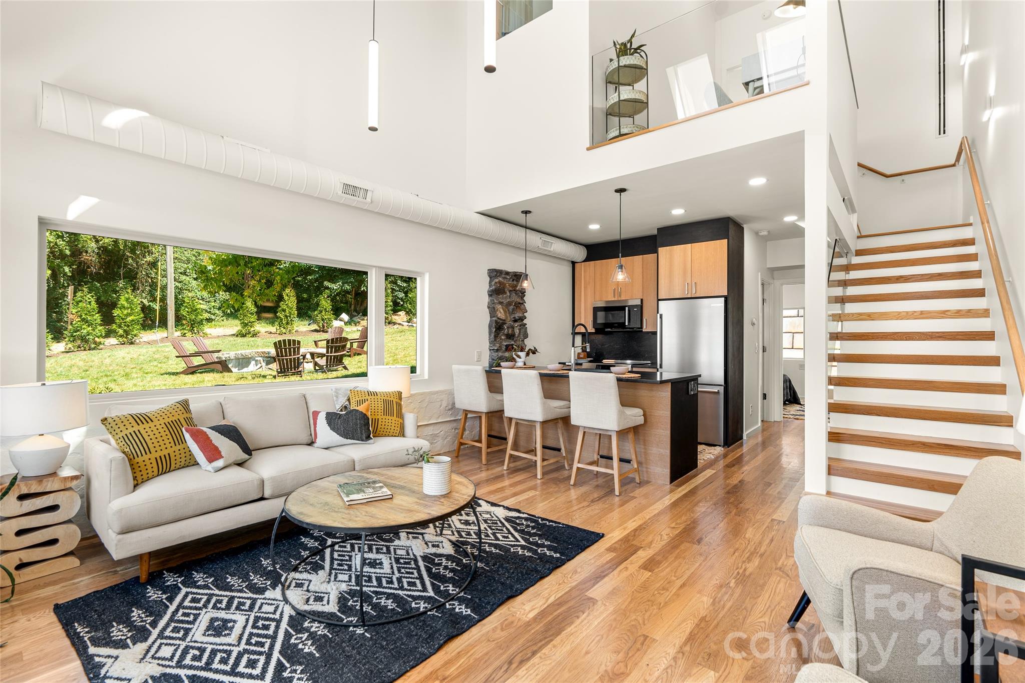 4 Roberts Street — Asheville