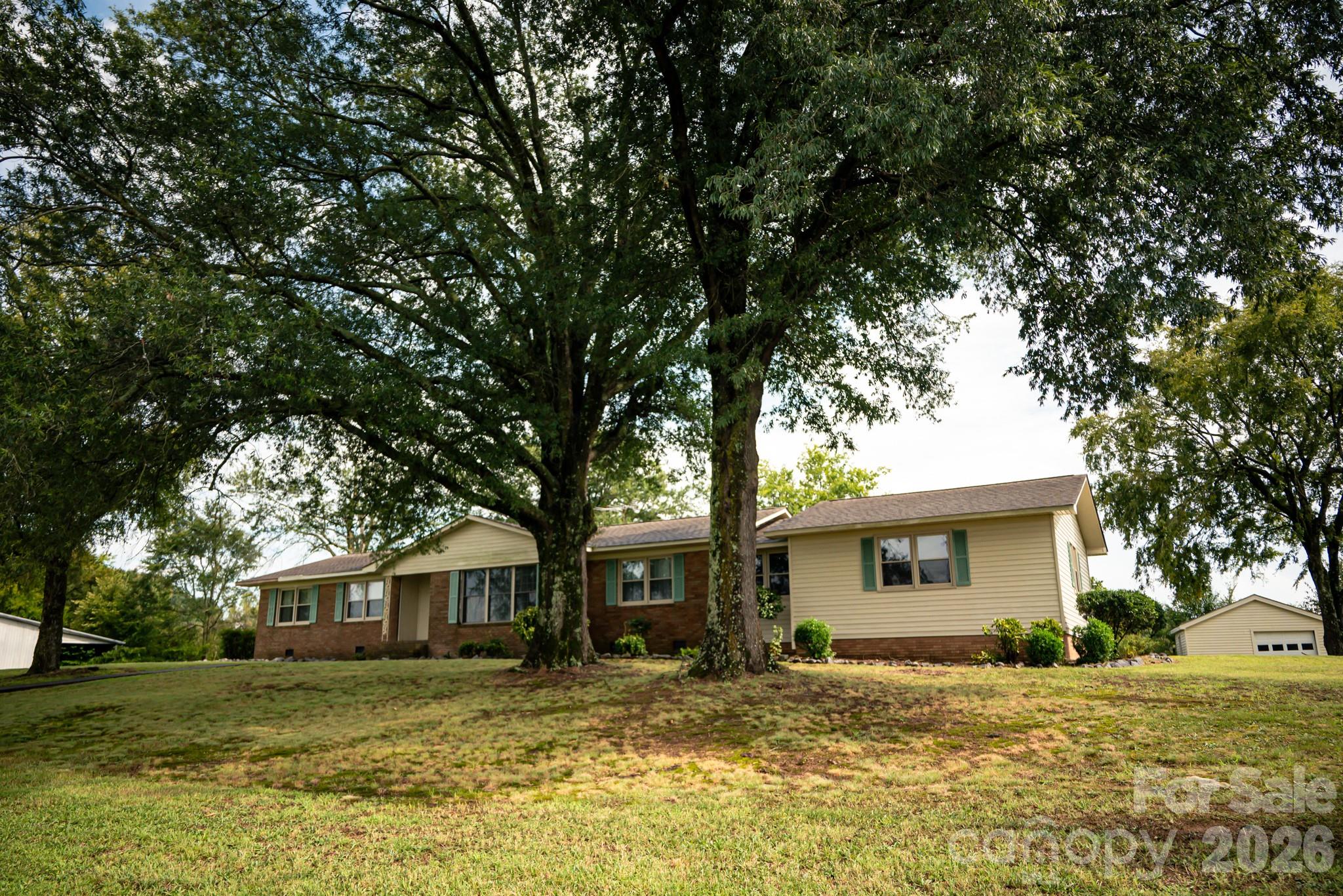5522 Gilboa Road — Marshville
