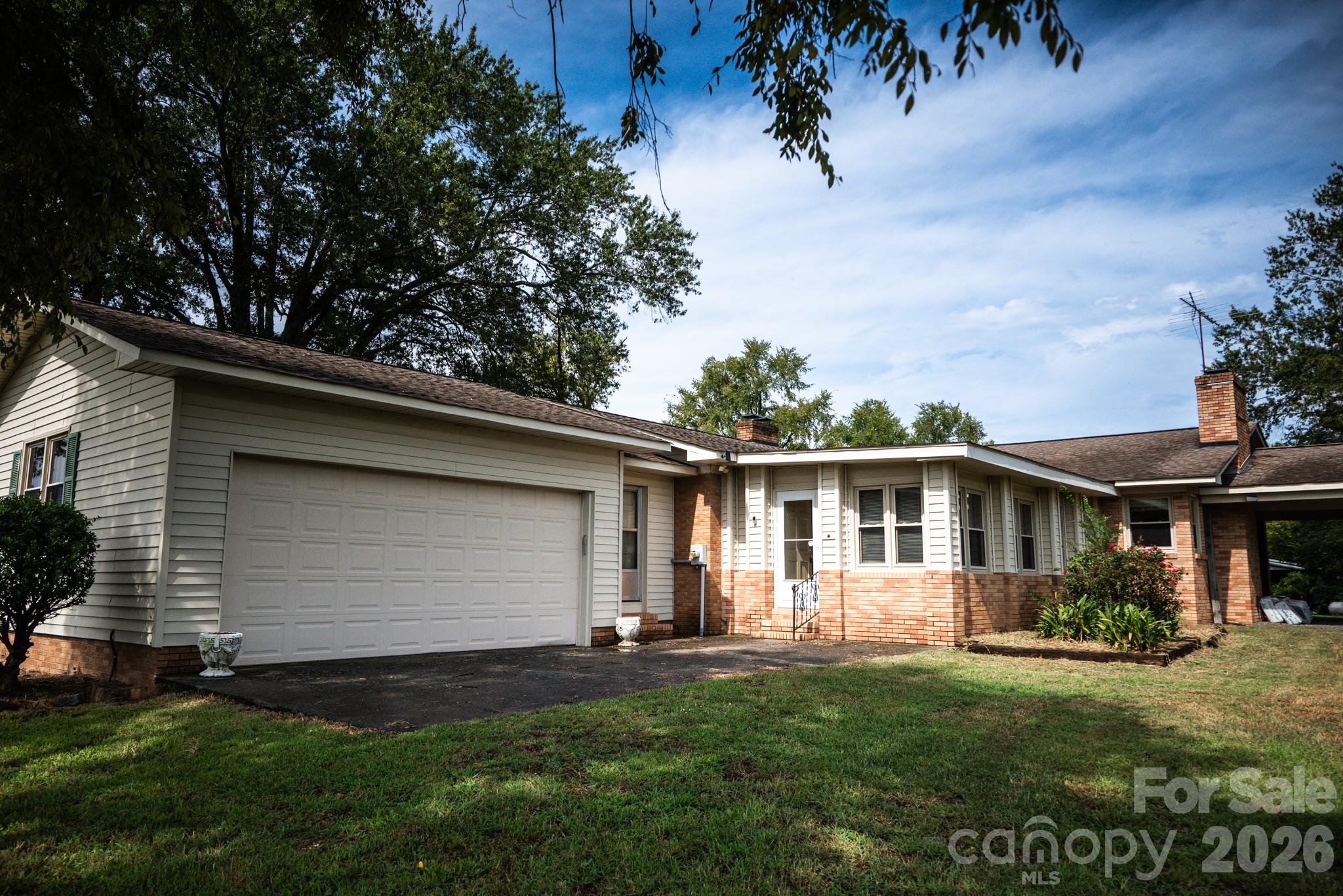 5522 Gilboa Road — Marshville