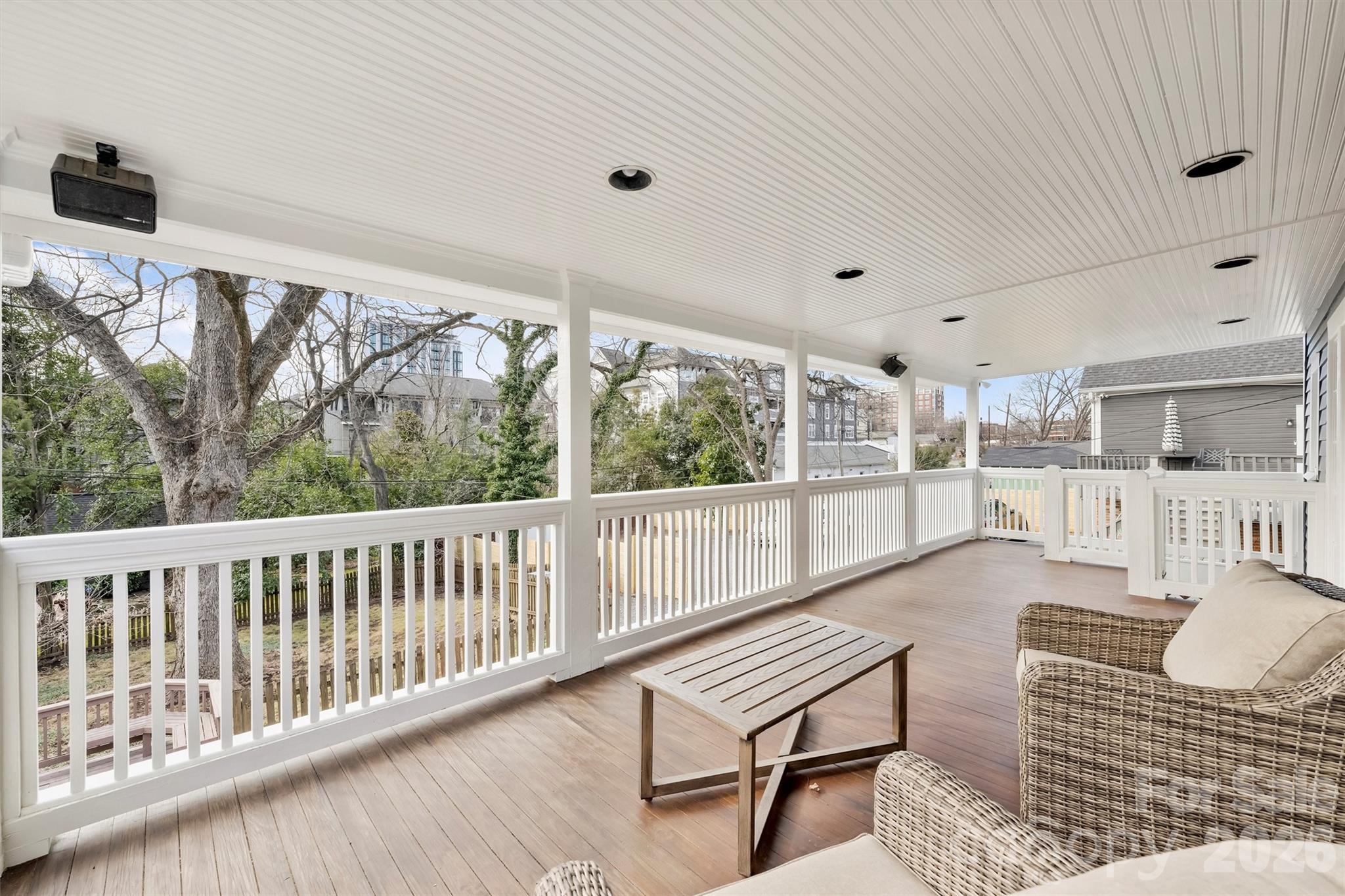 320 E Worthington Avenue — Charlotte