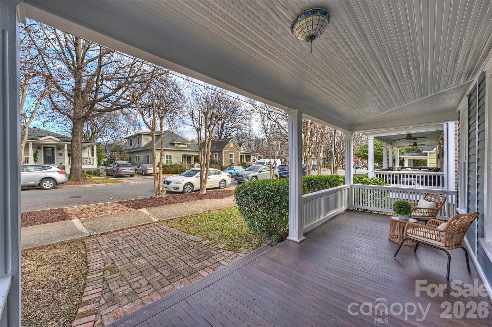 320 E Worthington Avenue — Charlotte