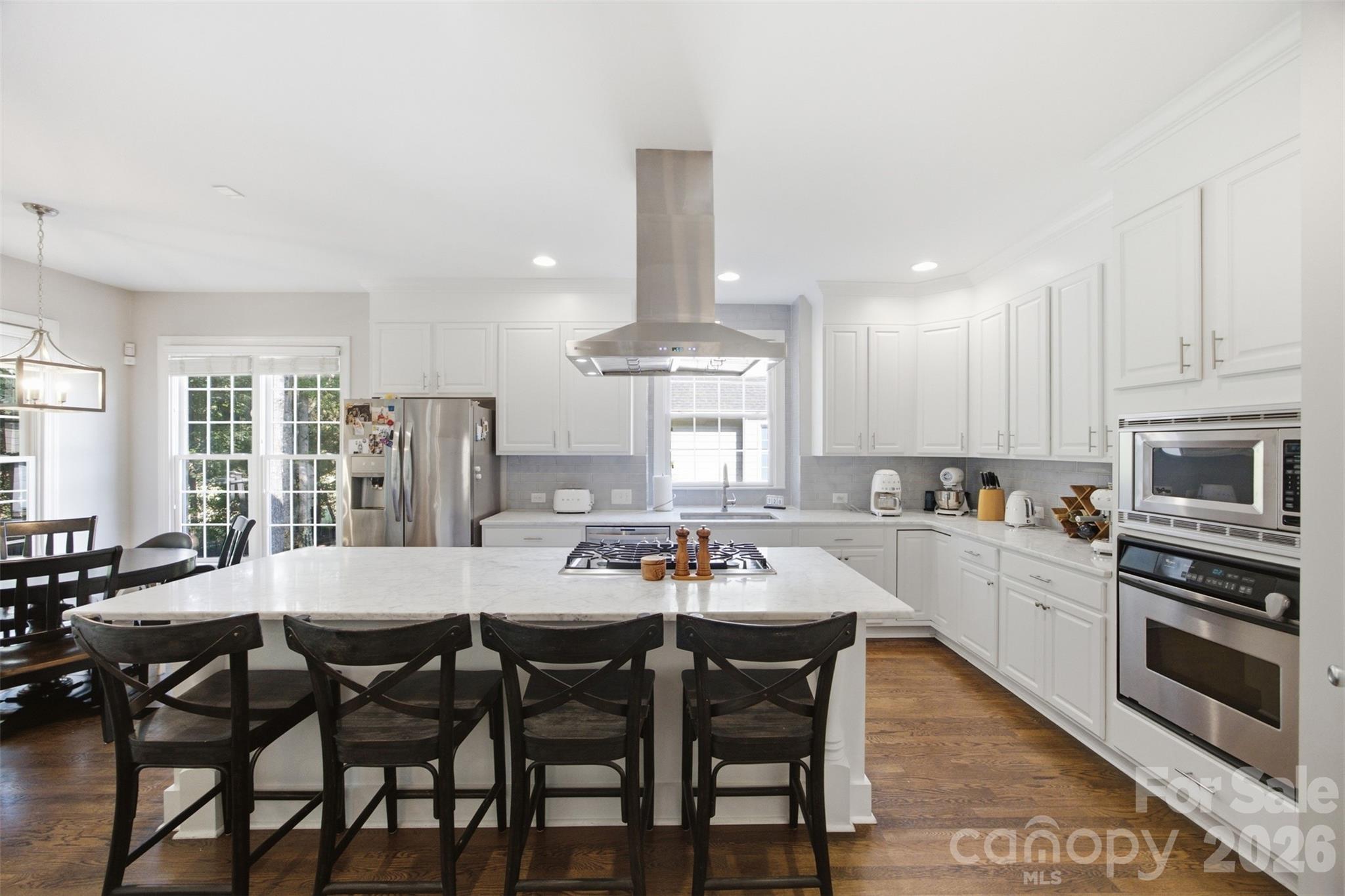10104 Devonshire Drive — Huntersville