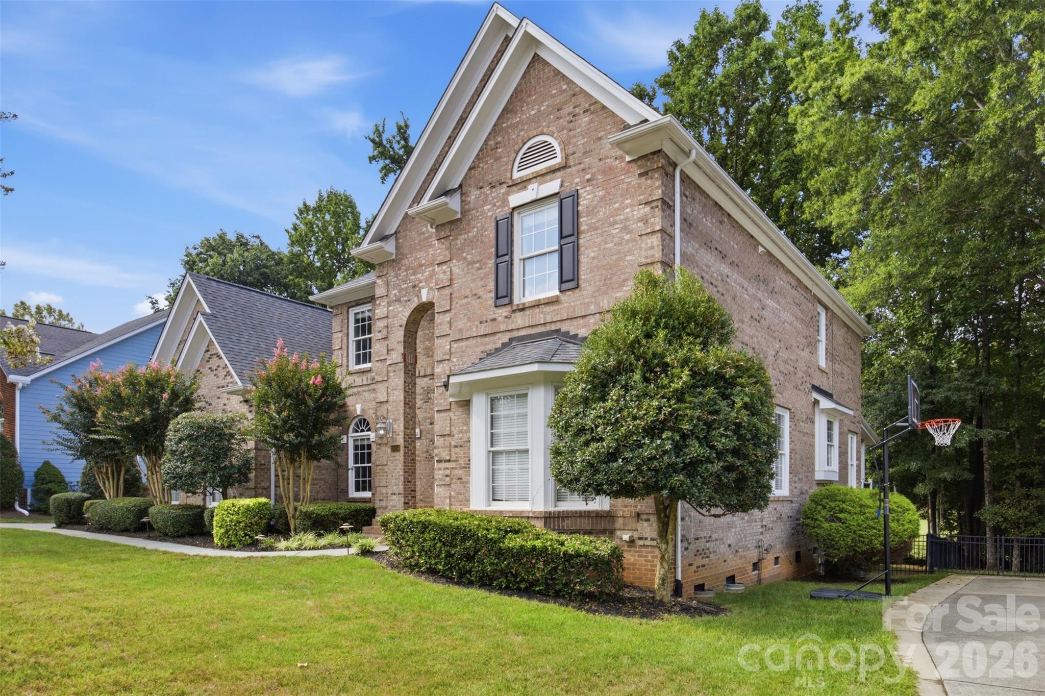 10104 Devonshire Drive — Huntersville