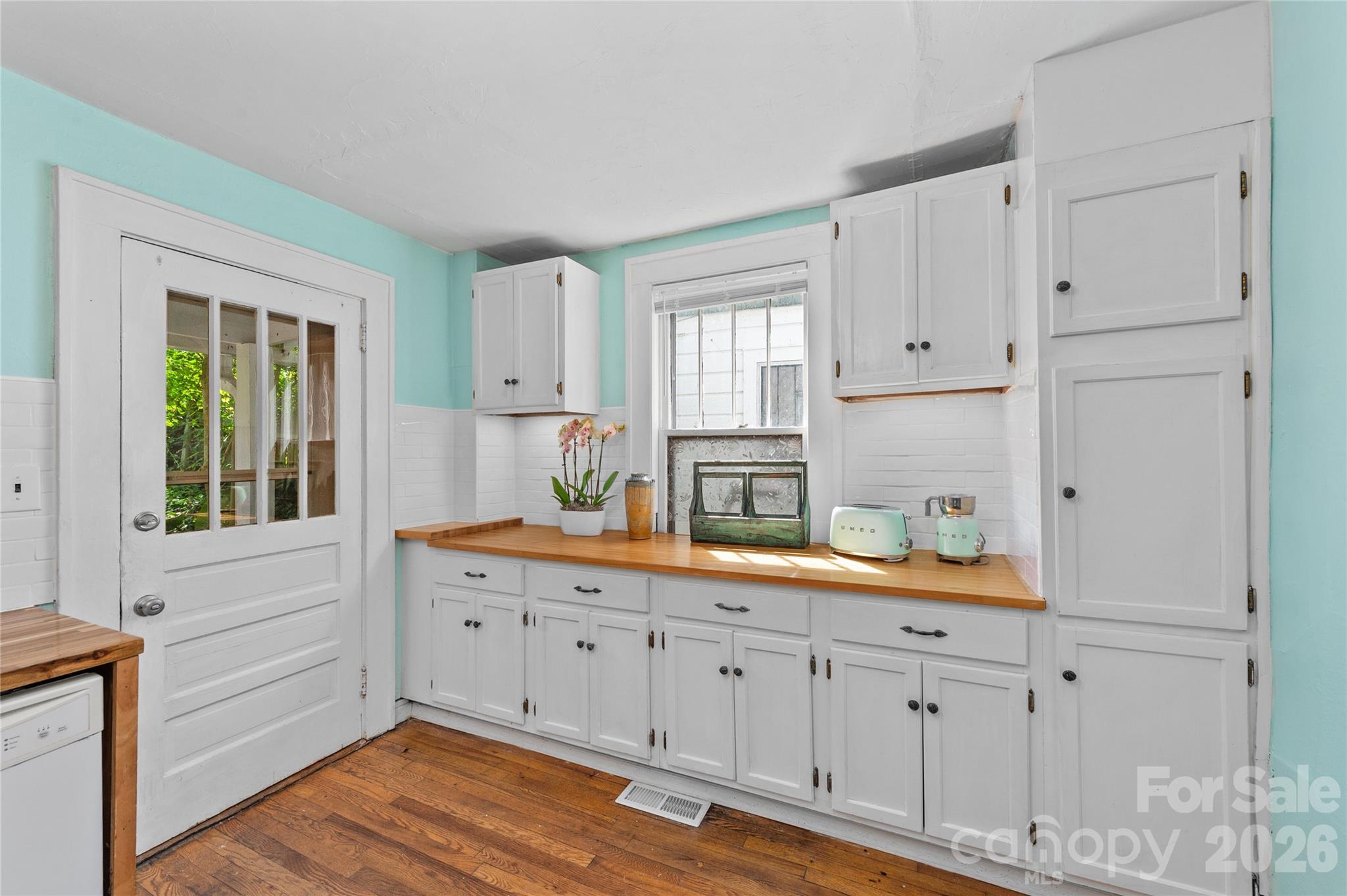 57 Conestee Street — Asheville