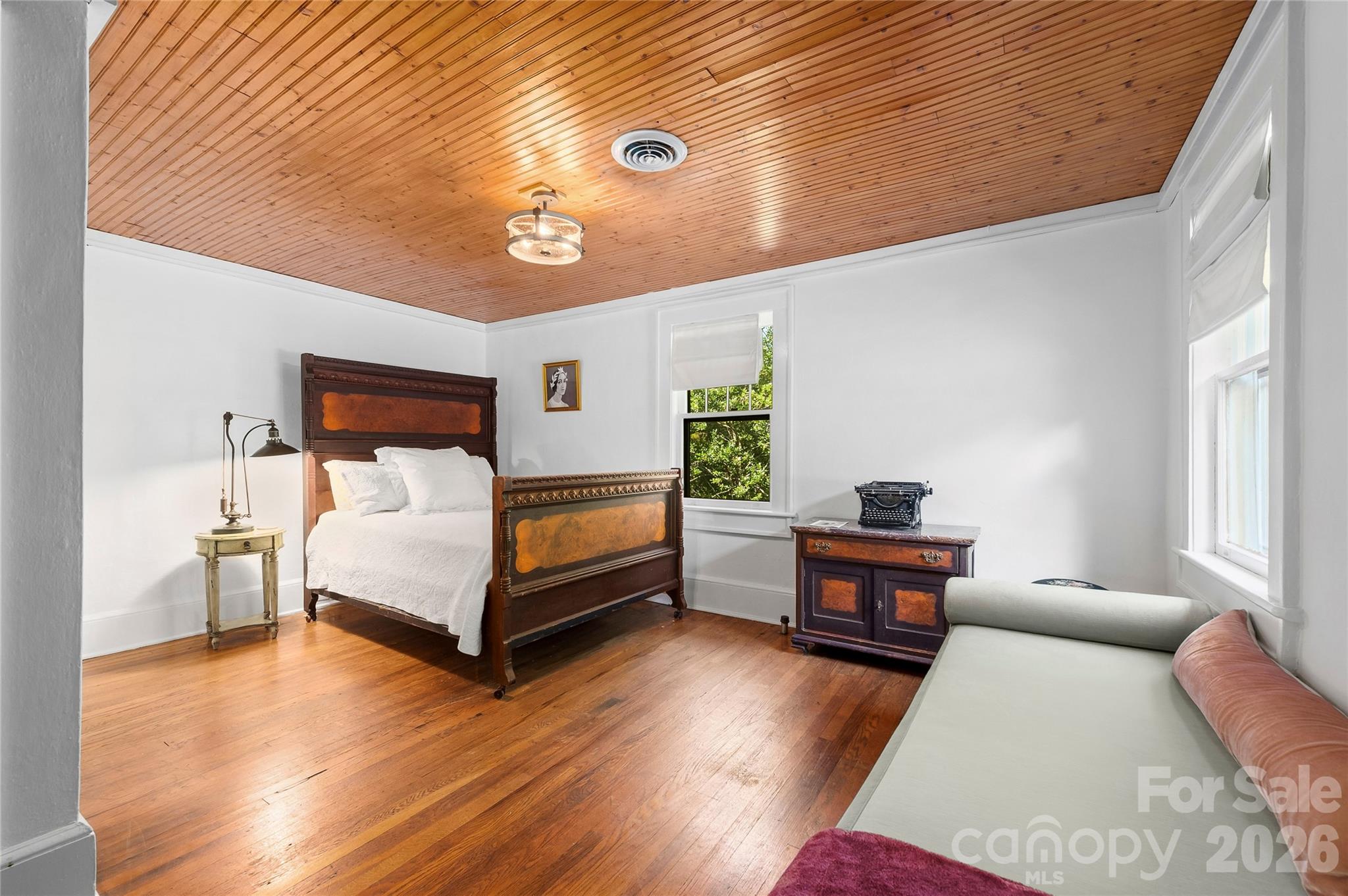 57 Conestee Street — Asheville
