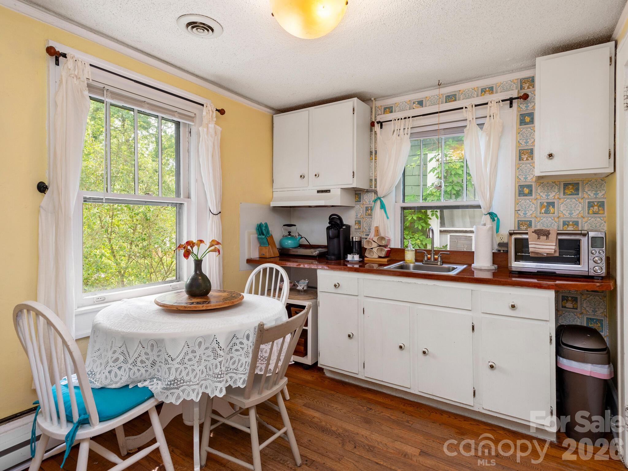 57 Conestee Street — Asheville