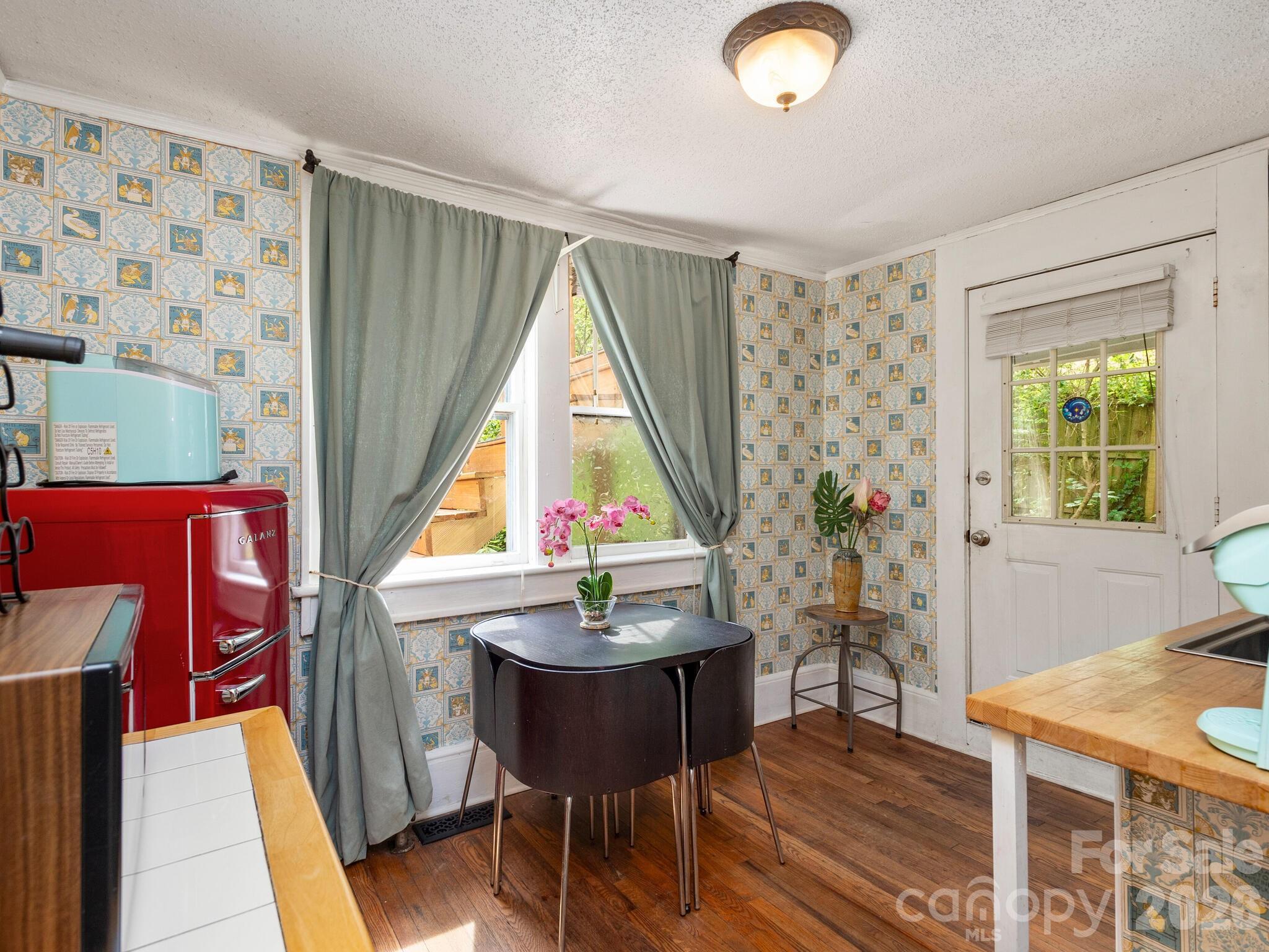57 Conestee Street — Asheville