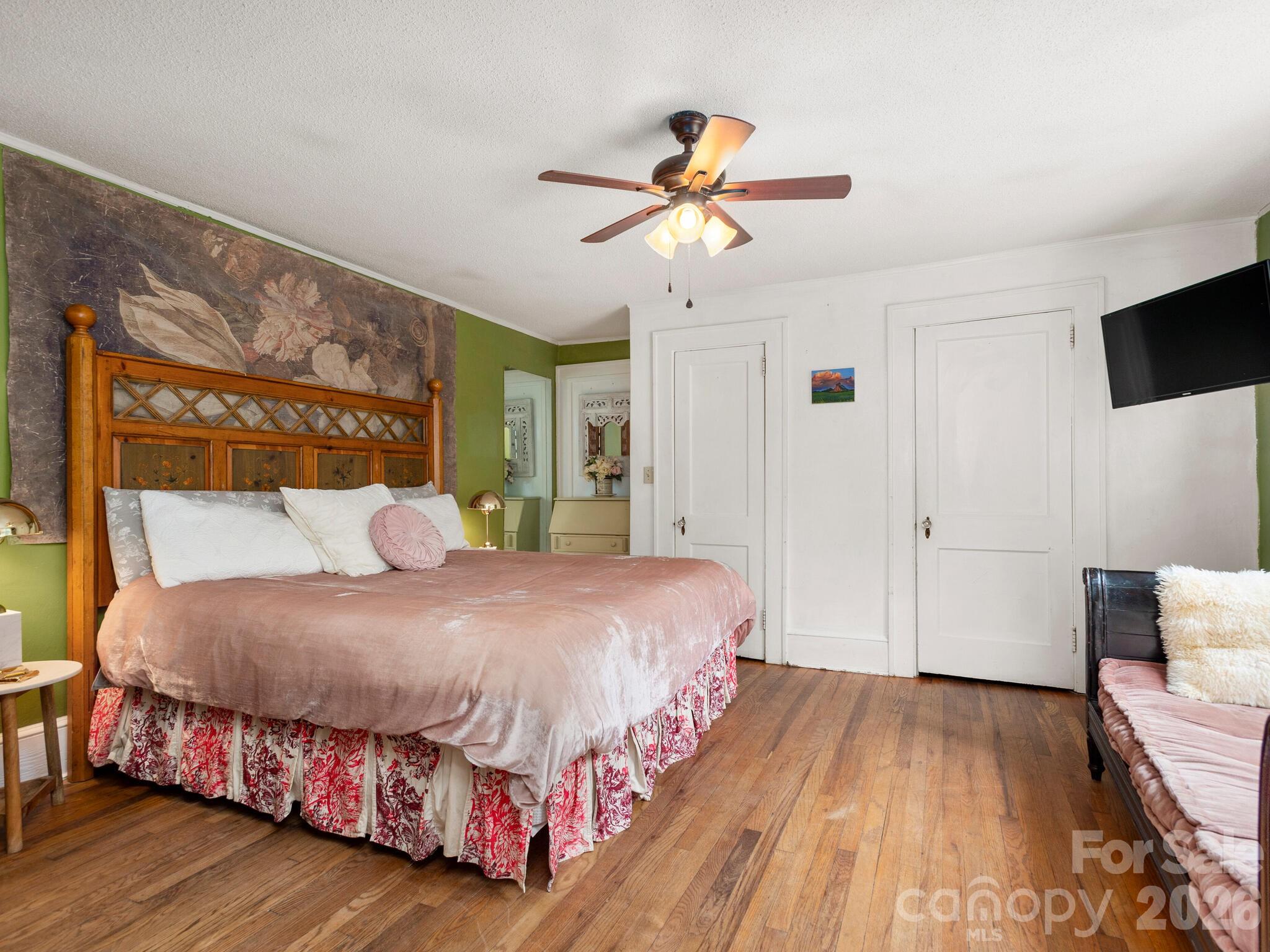 57 Conestee Street — Asheville