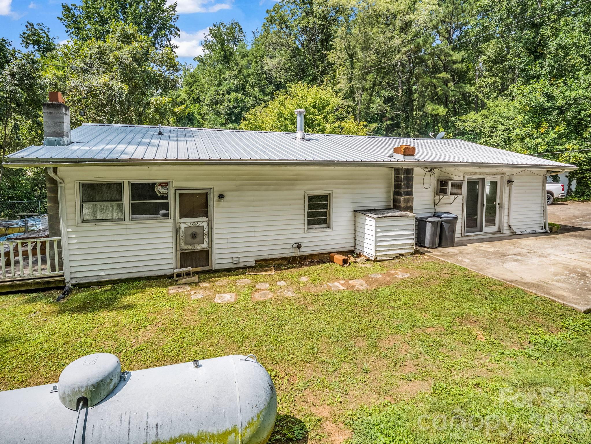 2957 NC Highway 226 Highway — Bostic
