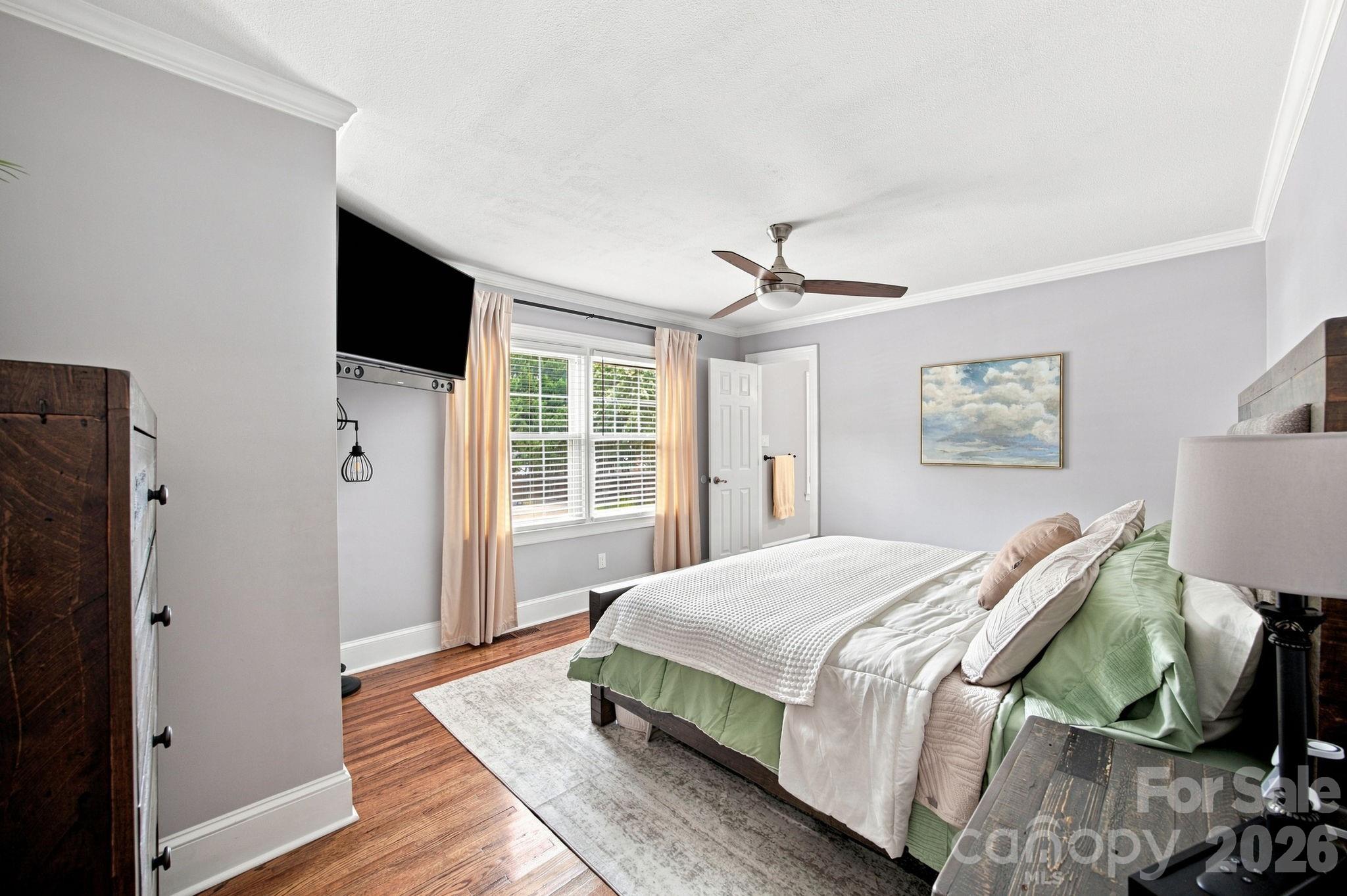 300 Eastwood Drive — Mount Holly