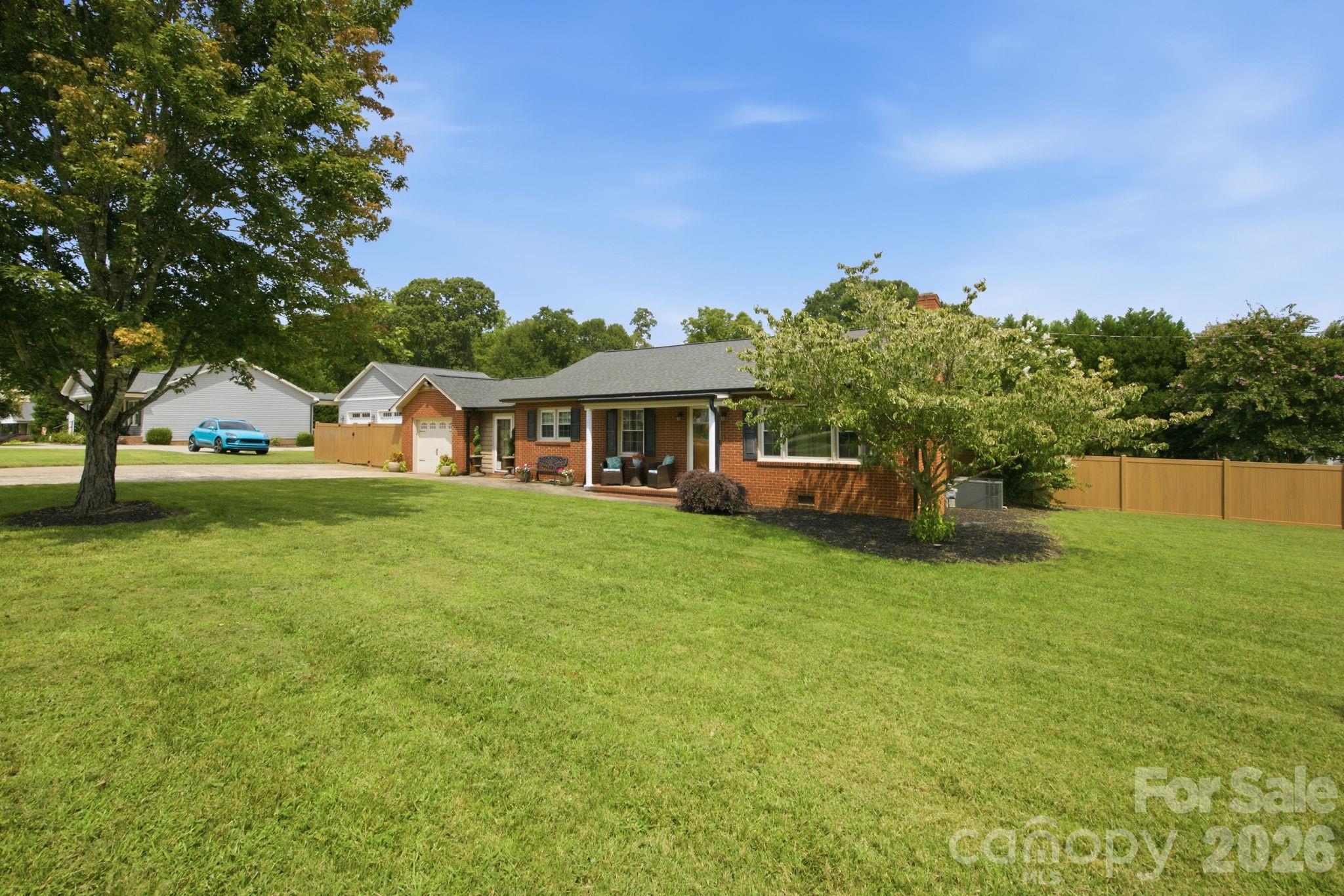 300 Eastwood Drive — Mount Holly