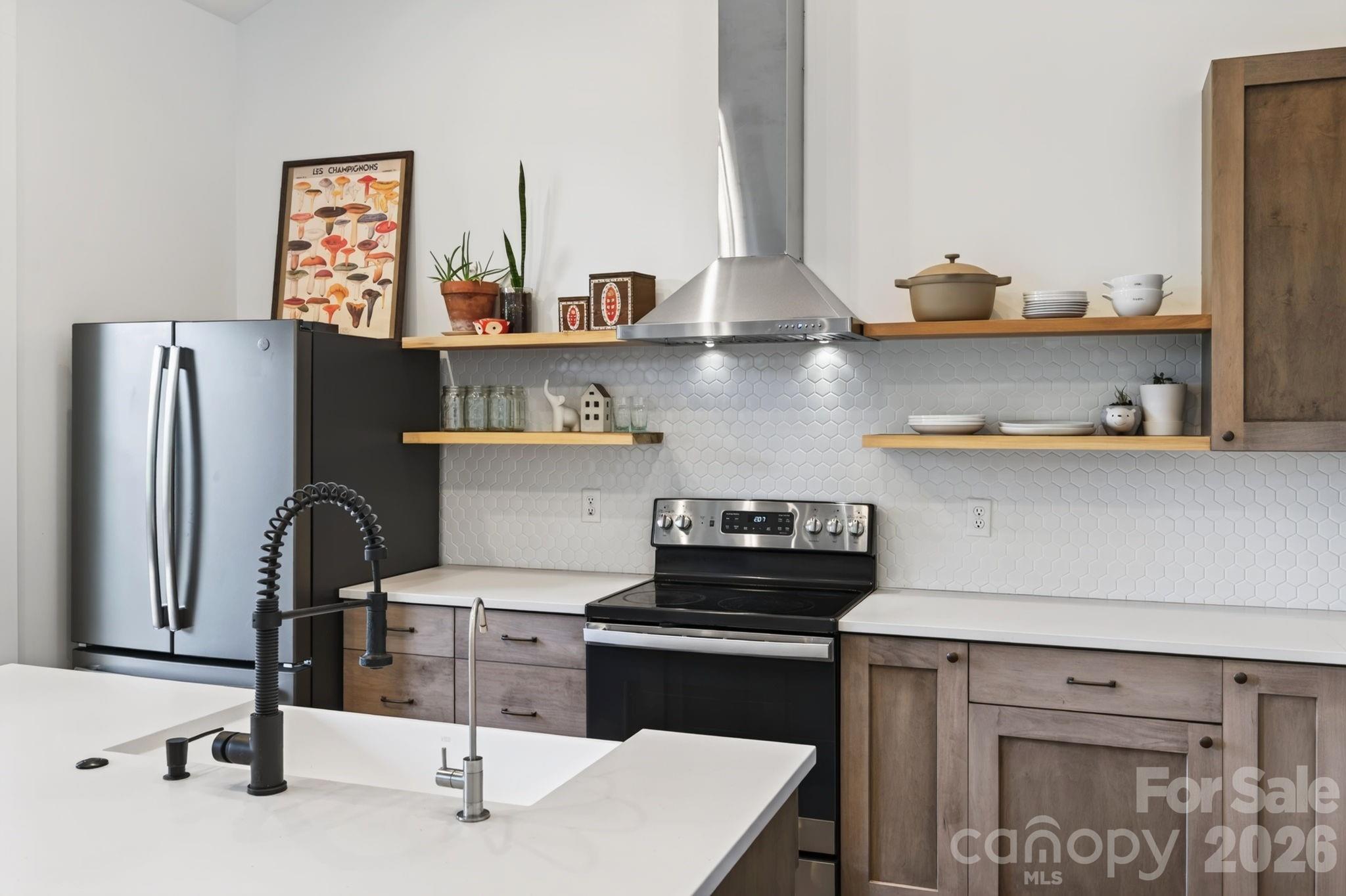 40 Malvern Walk — Asheville