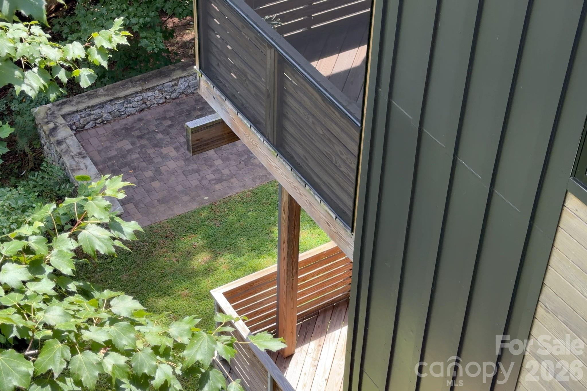 40 Malvern Walk — Asheville
